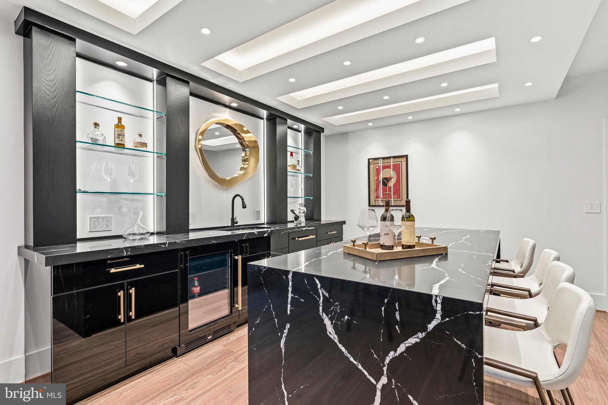 ADDISON HEIGHTS - Residential