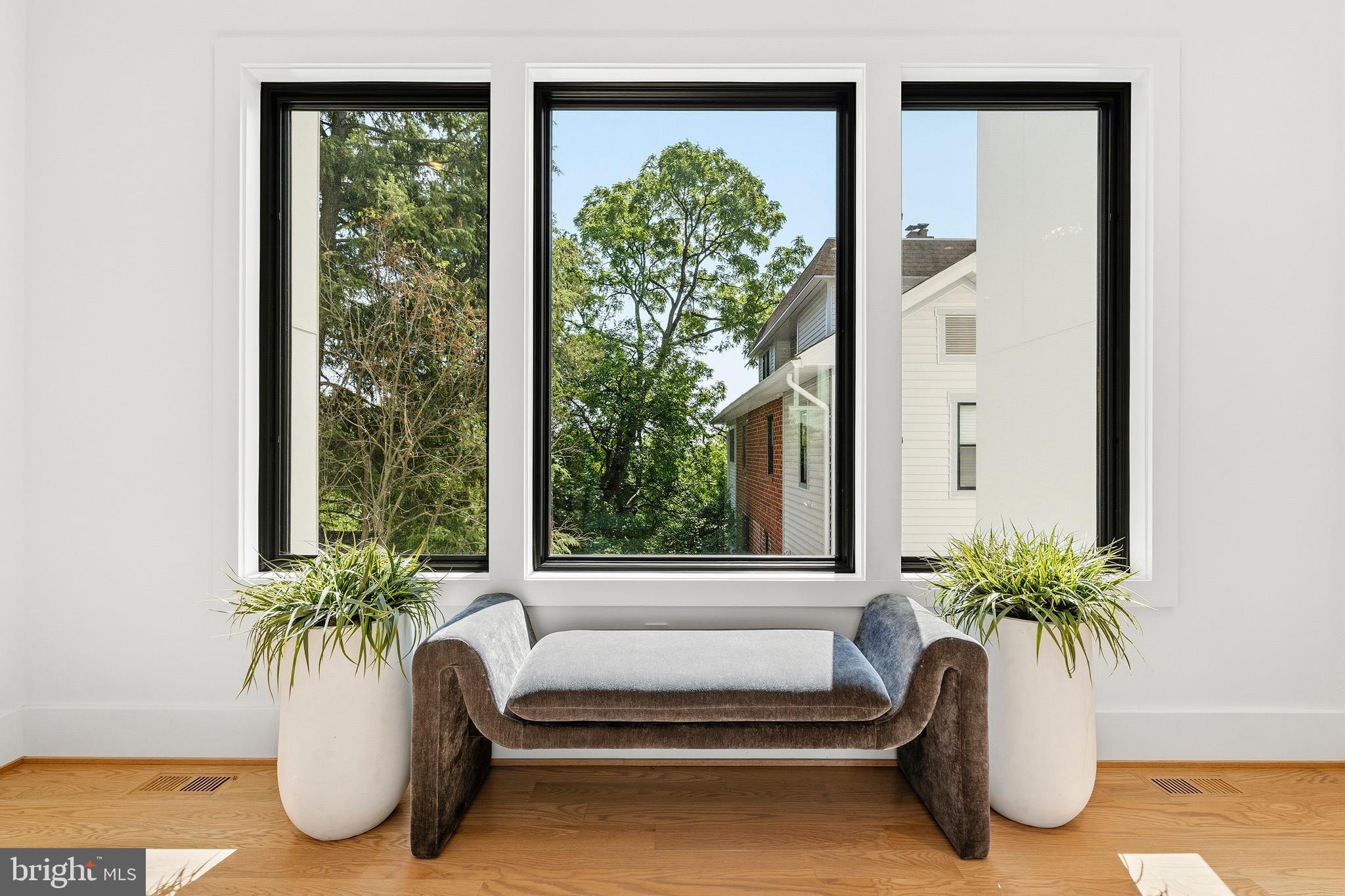 ADDISON HEIGHTS - Residential