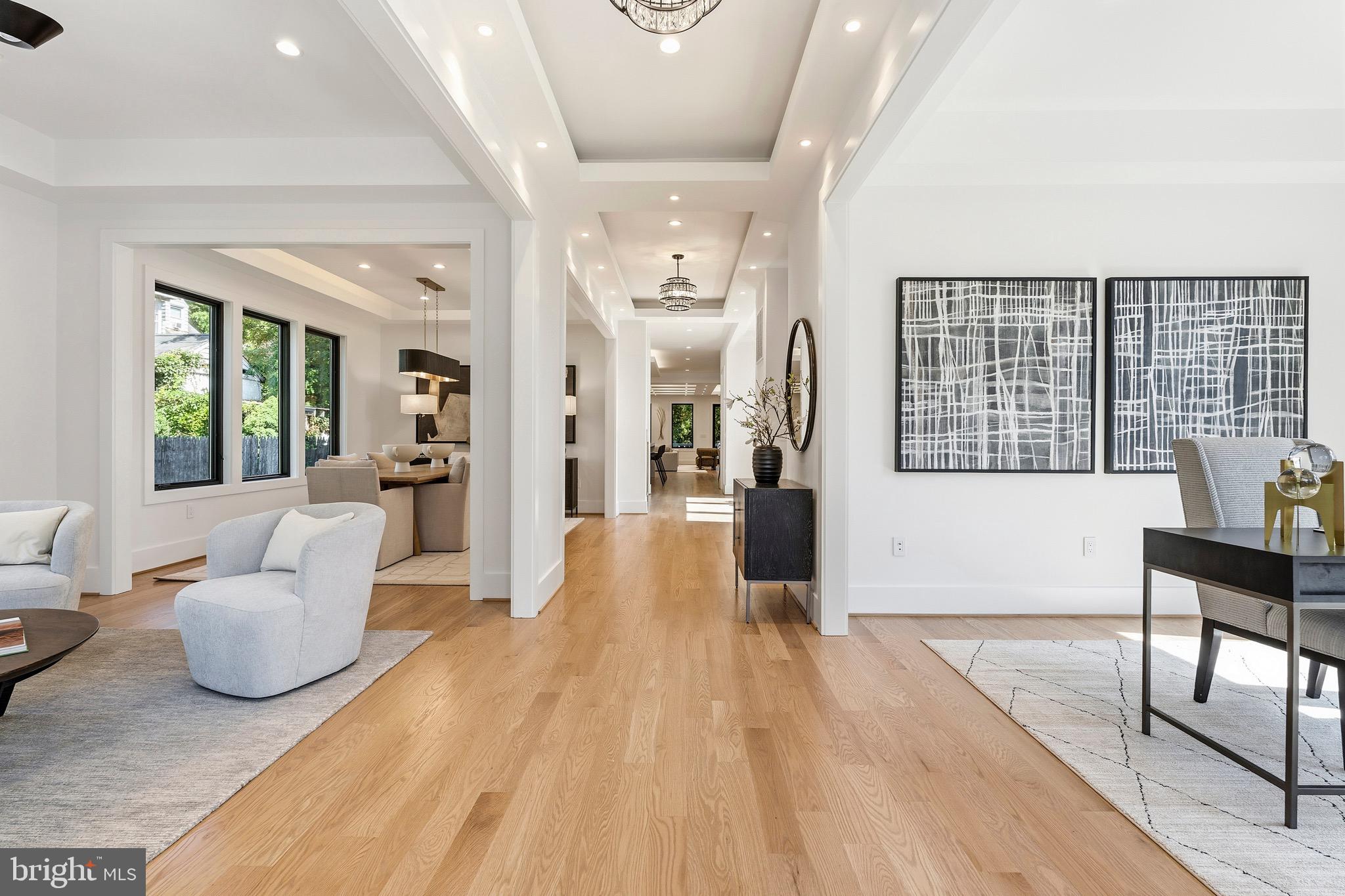 ADDISON HEIGHTS - Residential