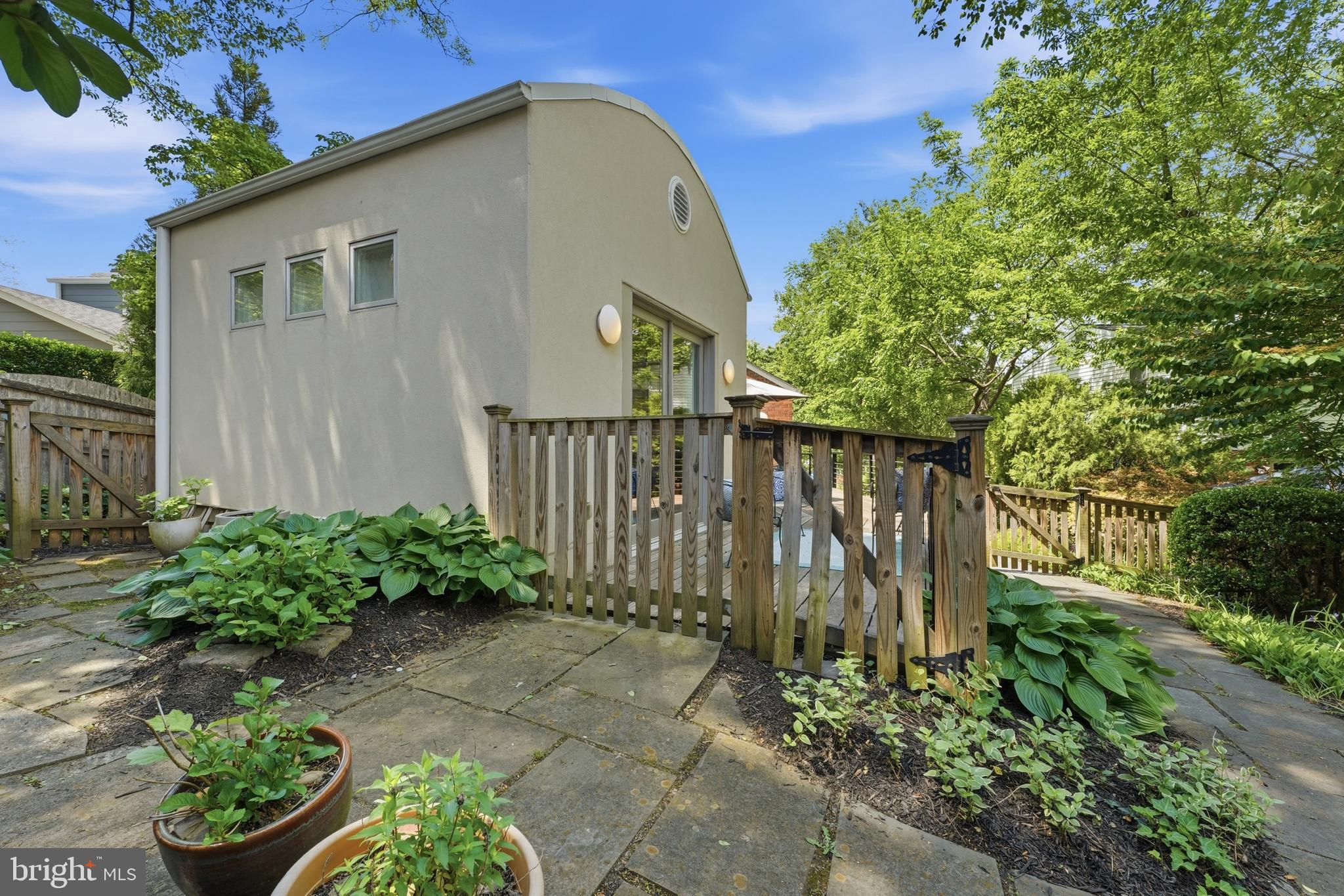 HIGHLAND VIEW - Residential