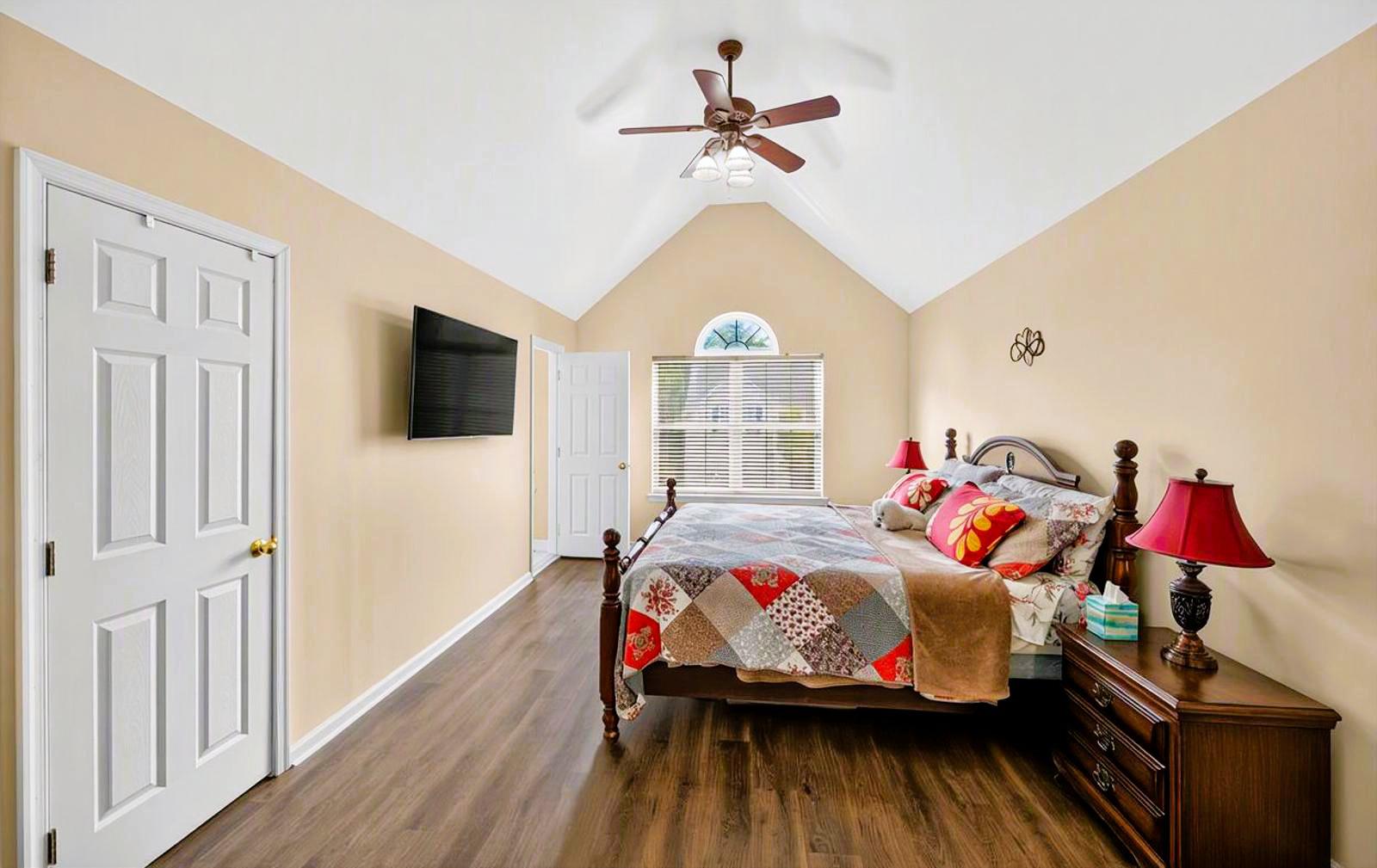 CENTER POINT FARM - Residential