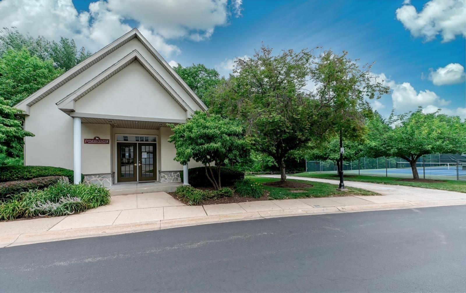 CENTER POINT FARM - Residential