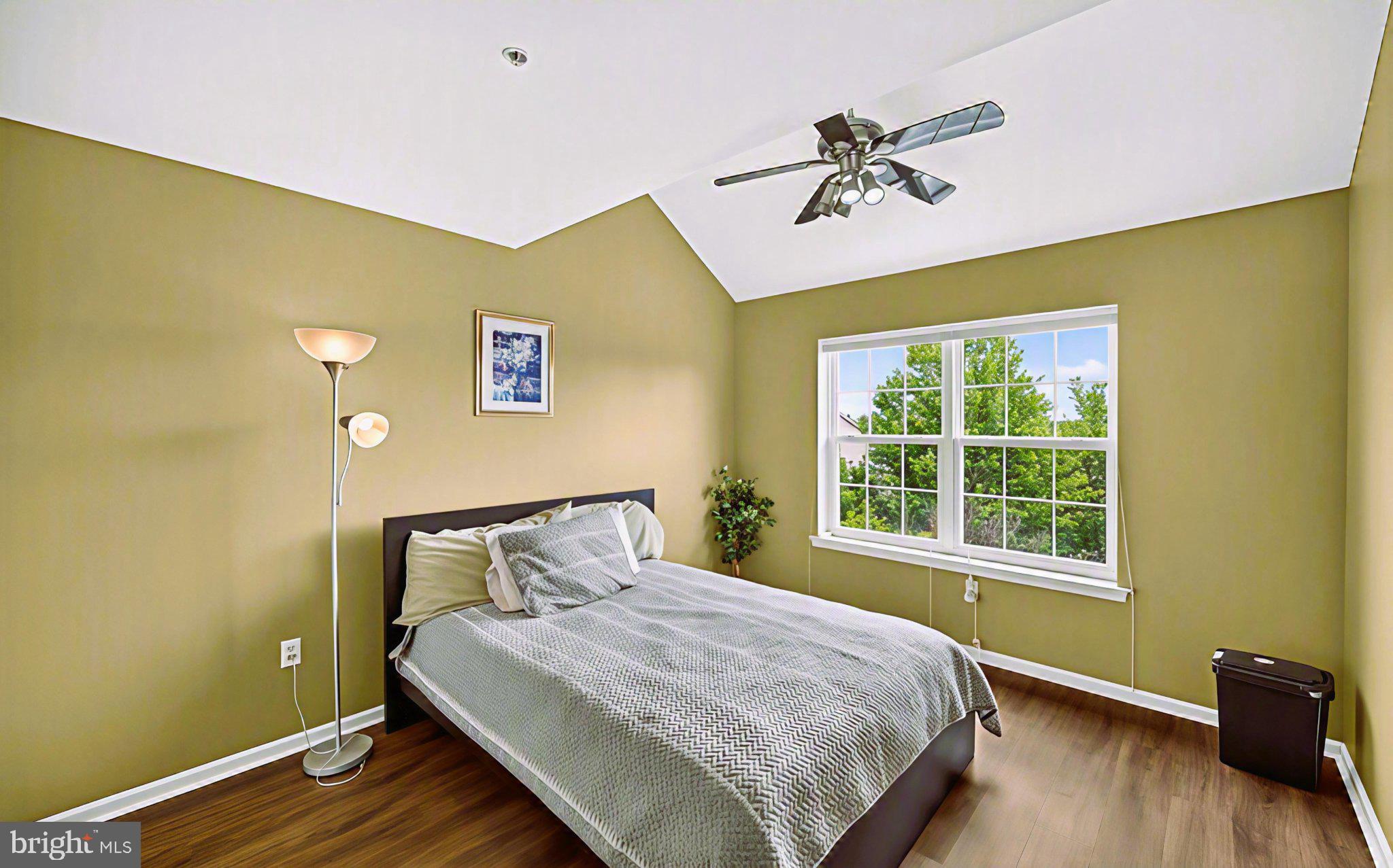 CENTER POINT FARM - Residential