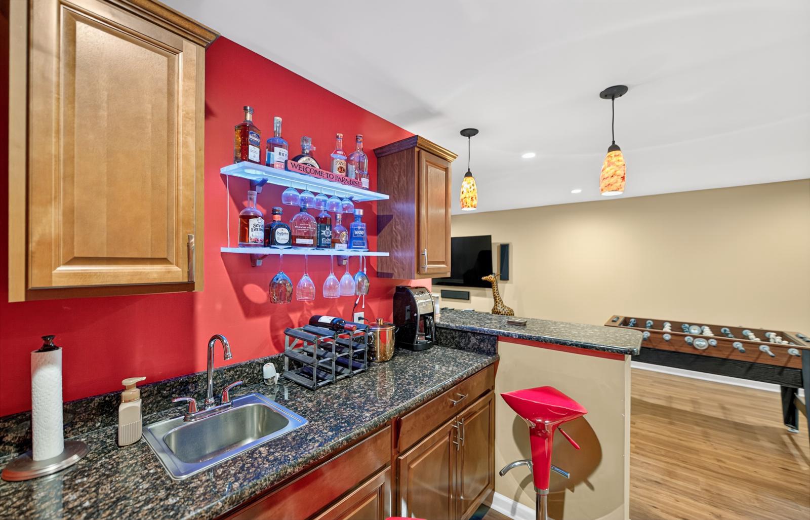 CENTER POINT FARM - Residential