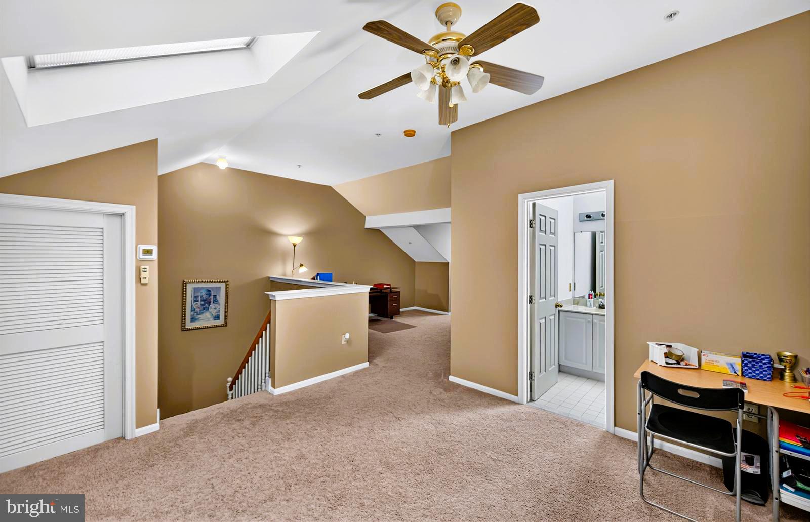 CENTER POINT FARM - Residential