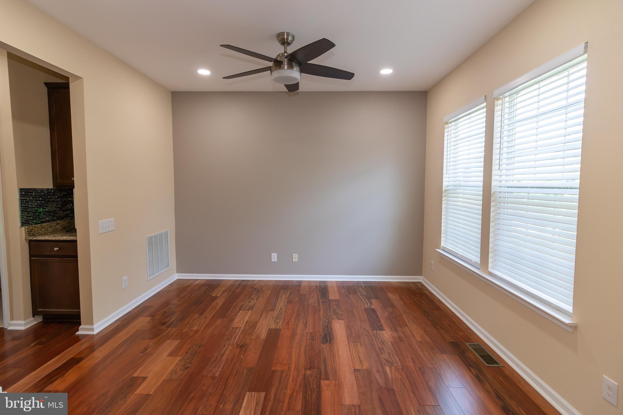 APPLECROSS - Residential
