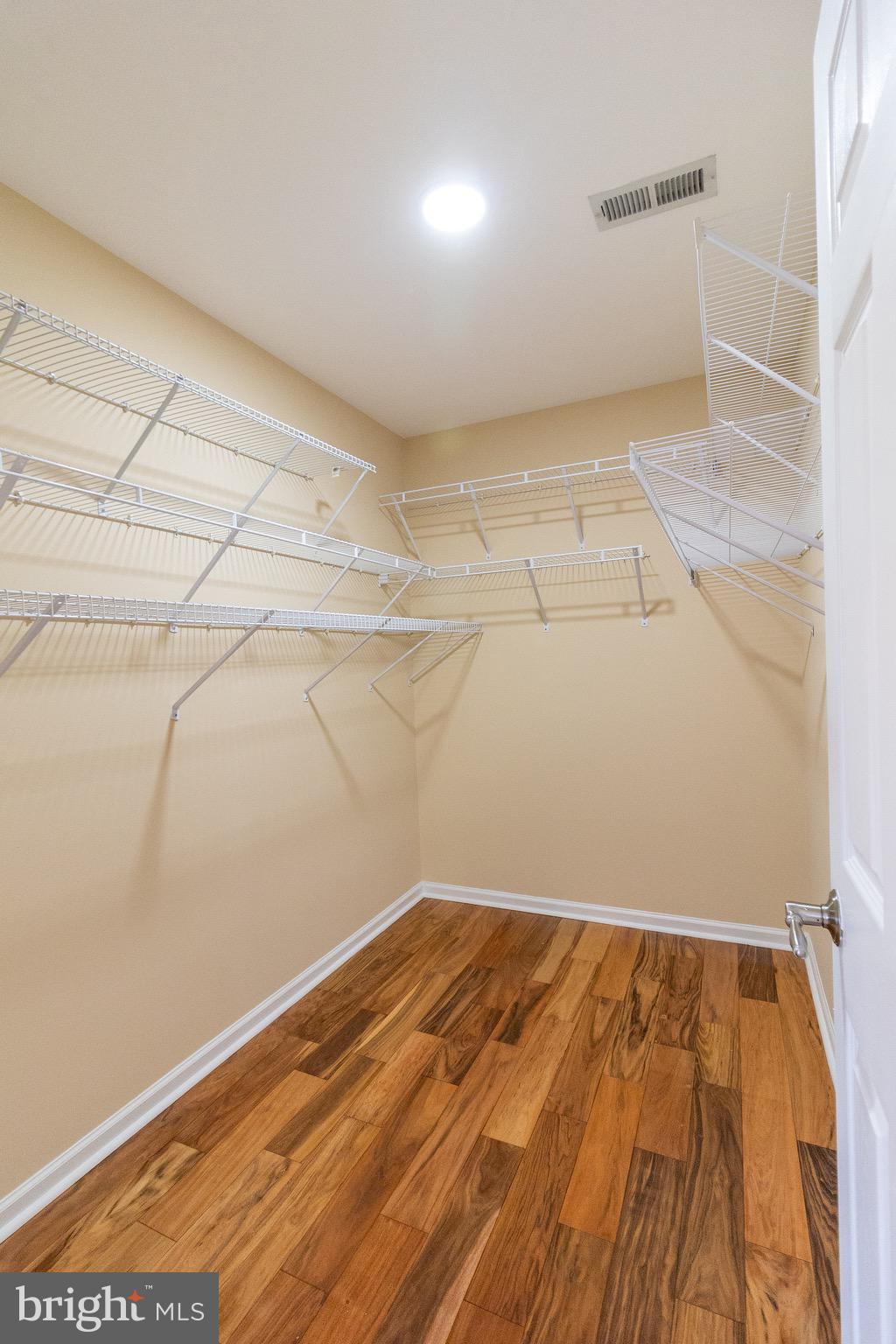 APPLECROSS - Residential