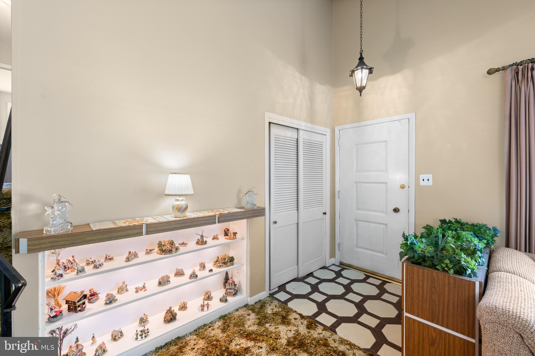 CASEY HILLS - Residential