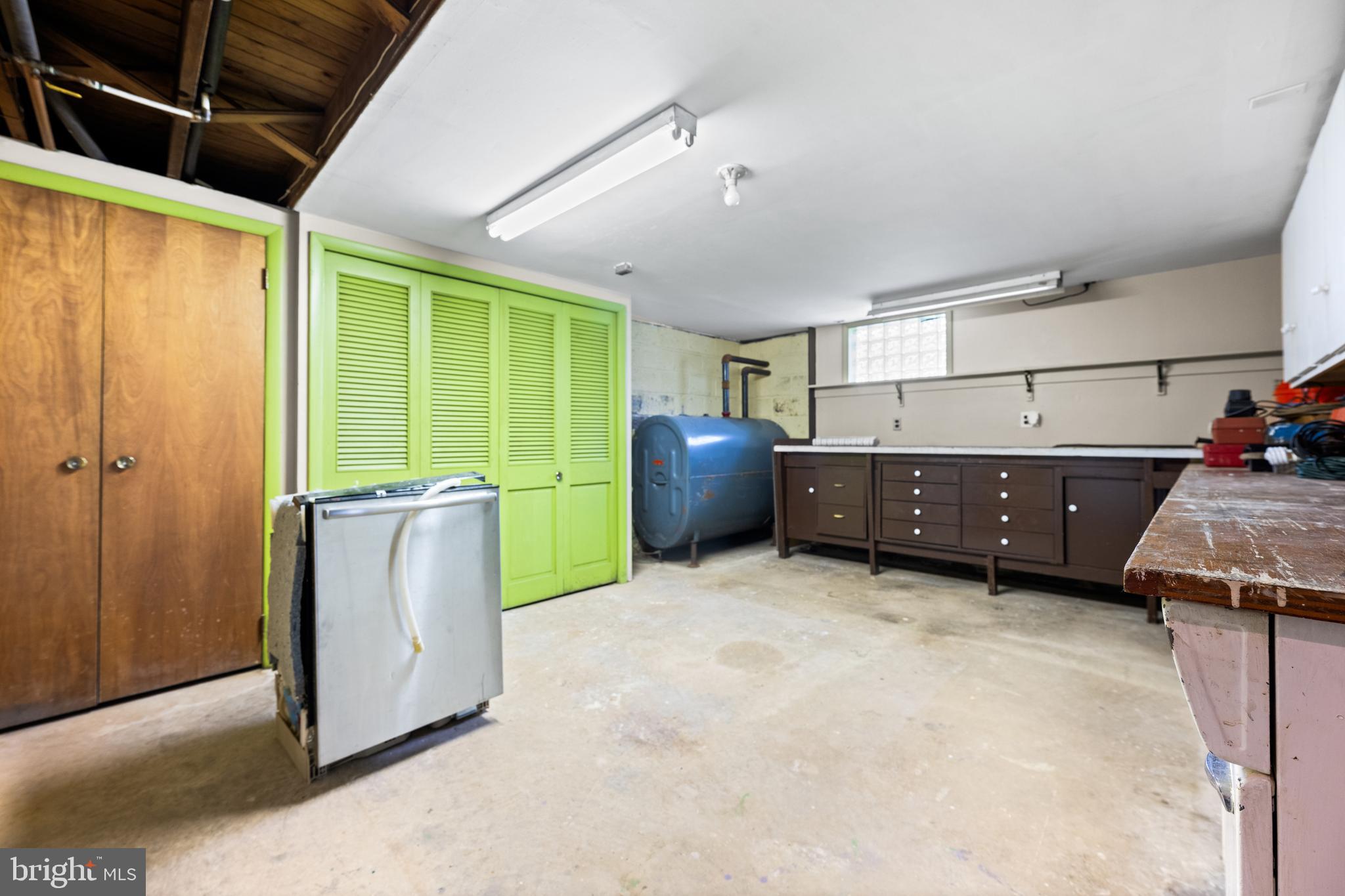 CASEY HILLS - Residential