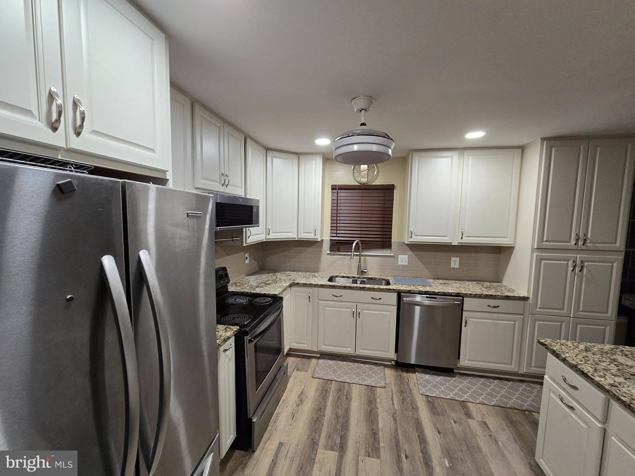 WALDON WOODS - Residential