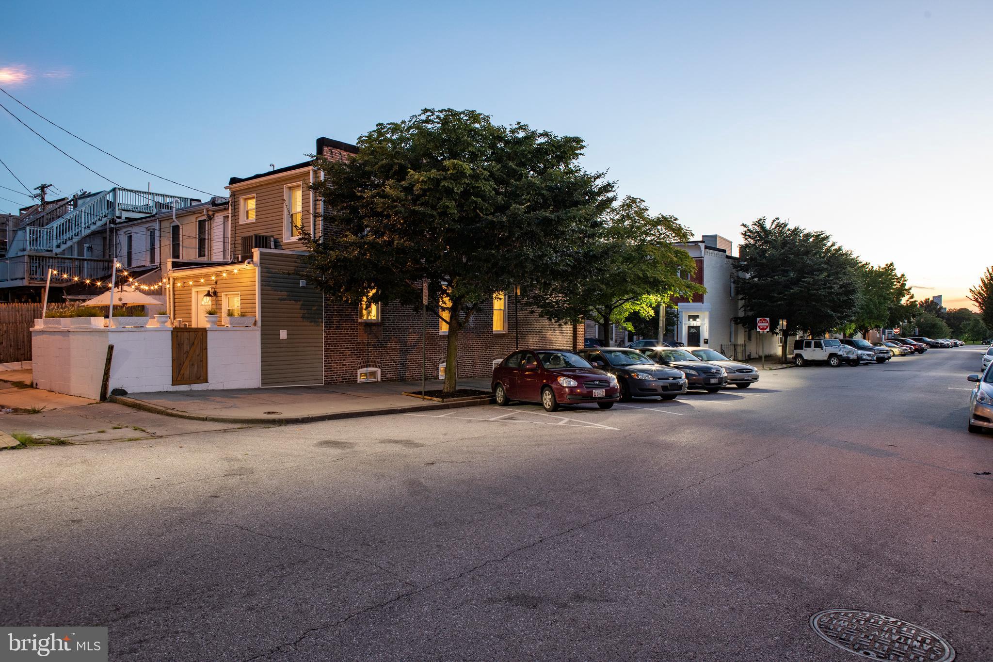 HIGHLANDTOWN - Residential