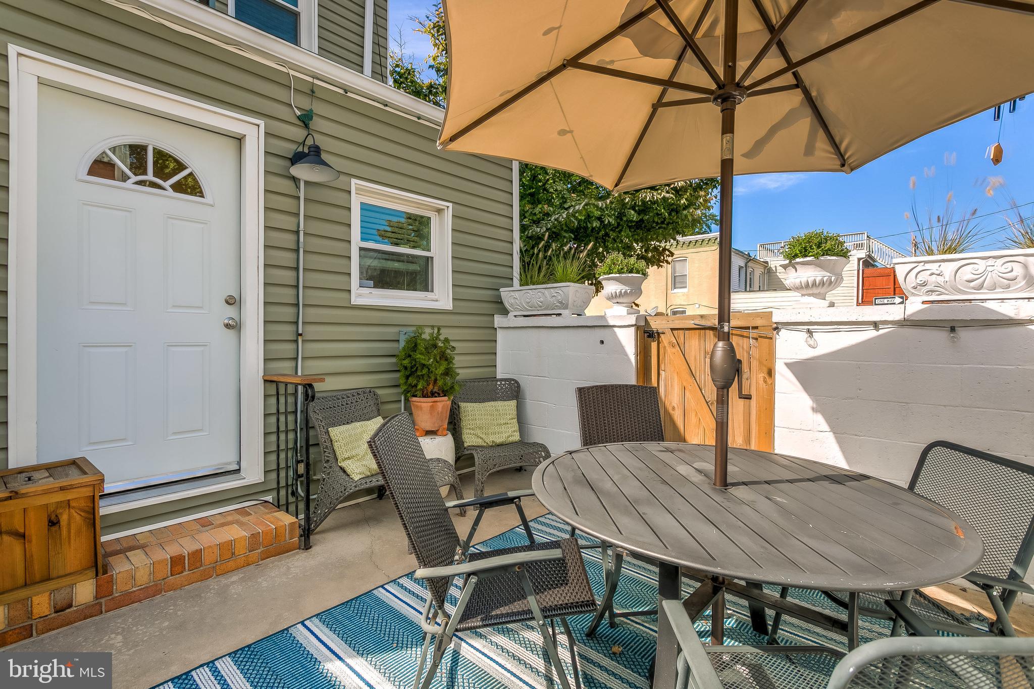 HIGHLANDTOWN - Residential