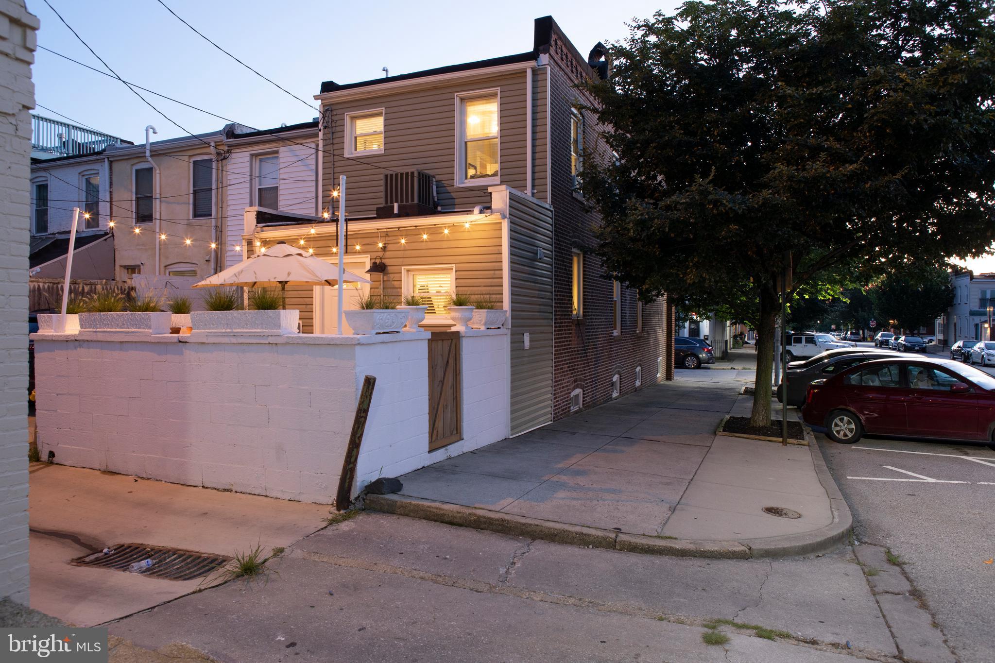 HIGHLANDTOWN - Residential
