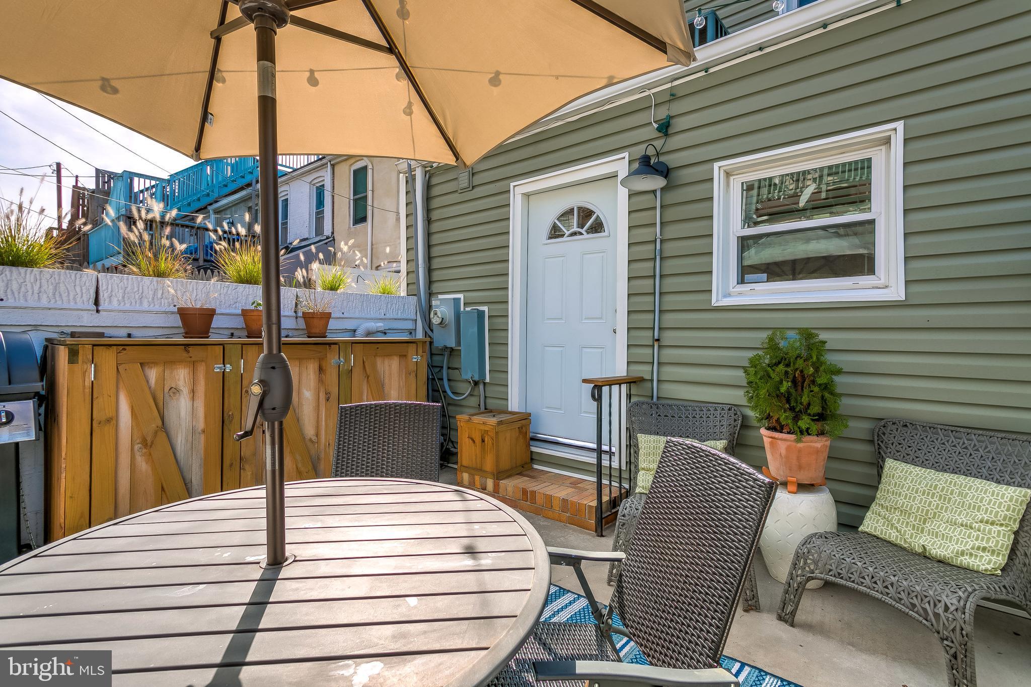 HIGHLANDTOWN - Residential
