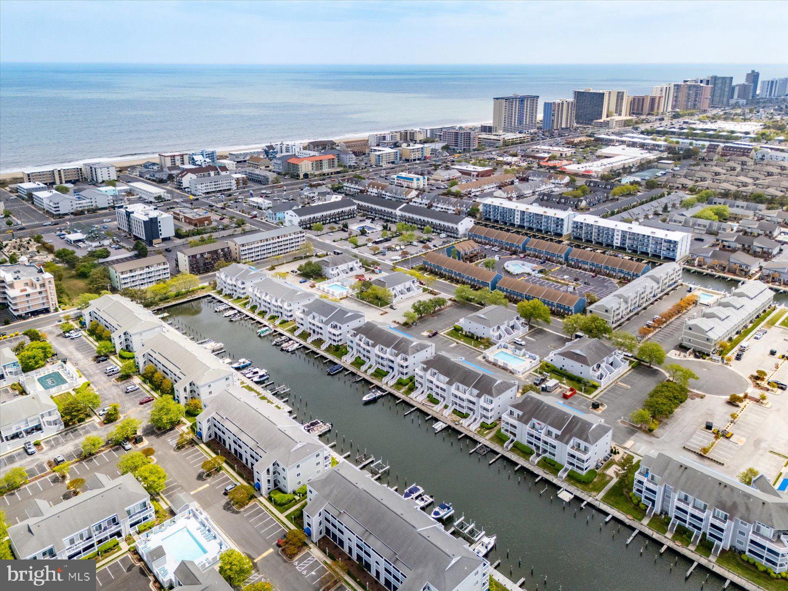 HIDDEN HARBOR - Residential