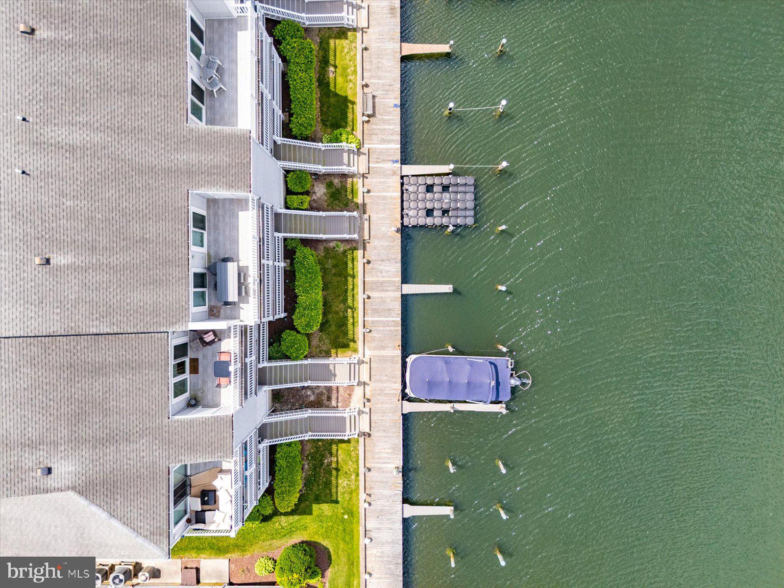 HIDDEN HARBOR - Residential