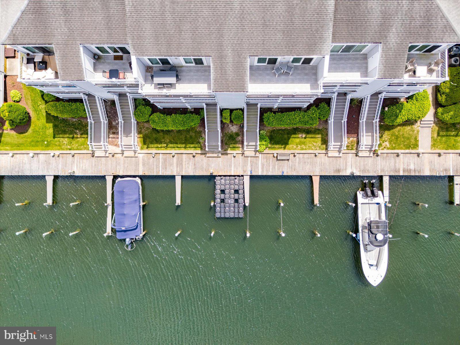 HIDDEN HARBOR - Residential