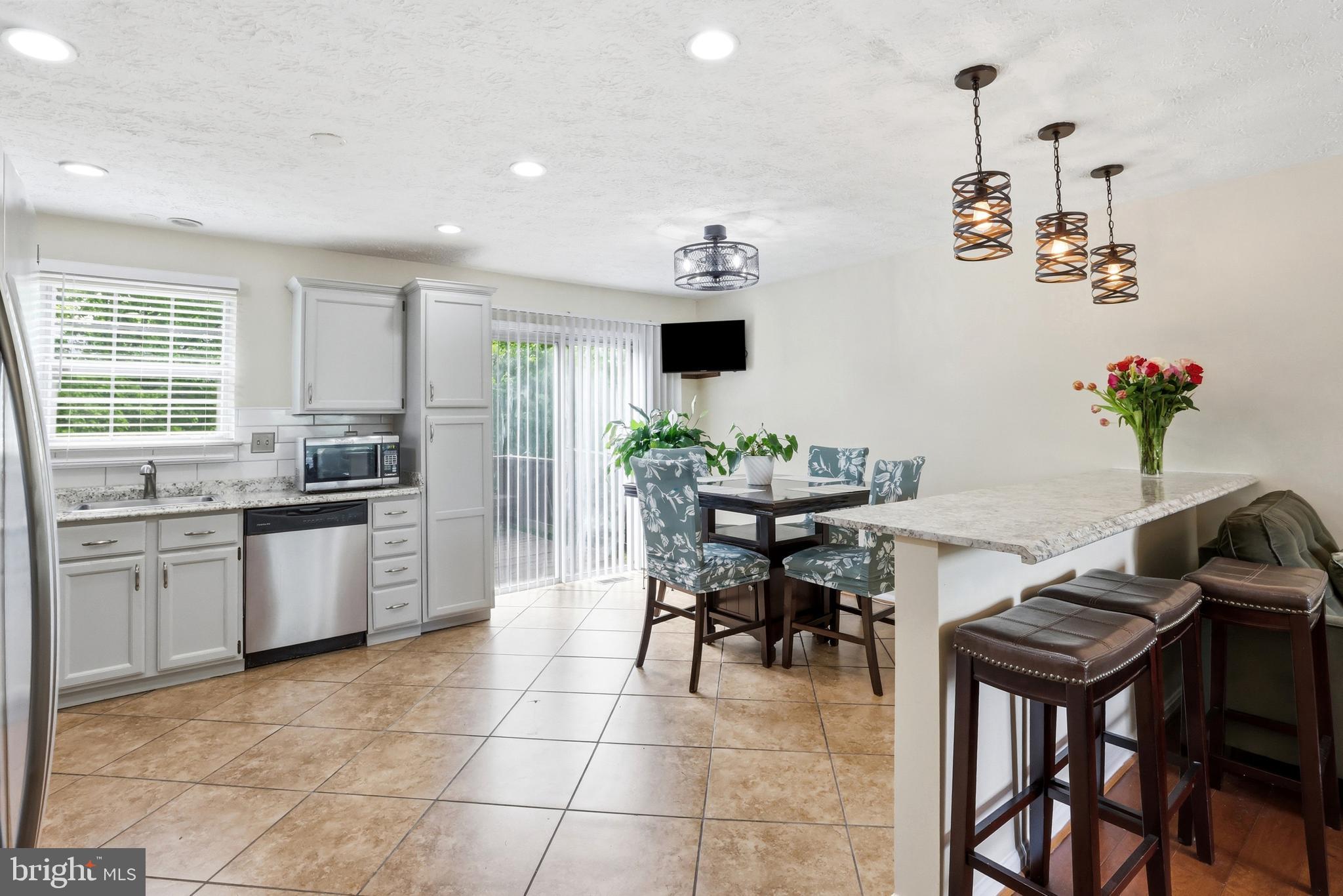WESTLAKE VILLAGE - Residential