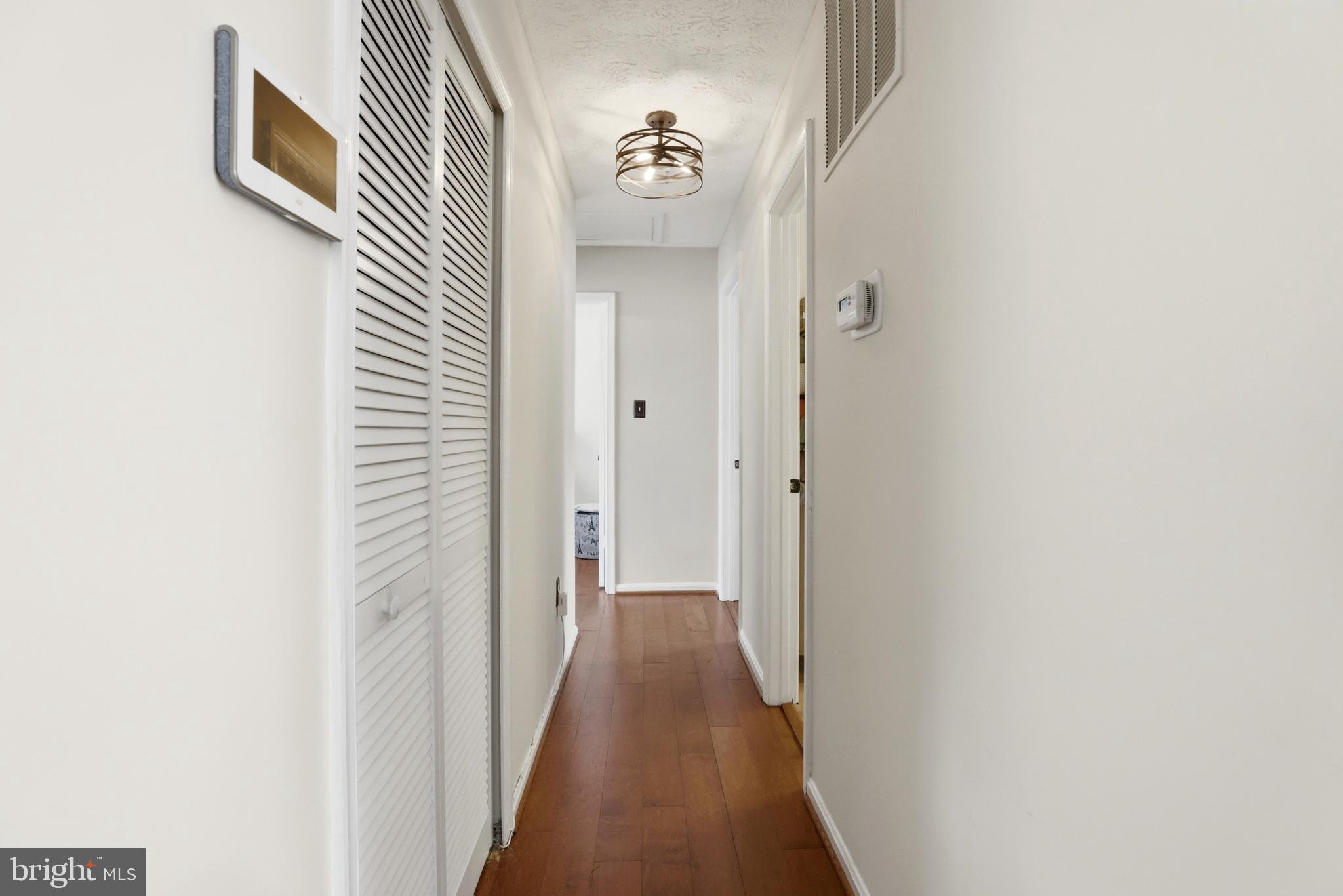 WESTLAKE VILLAGE - Residential