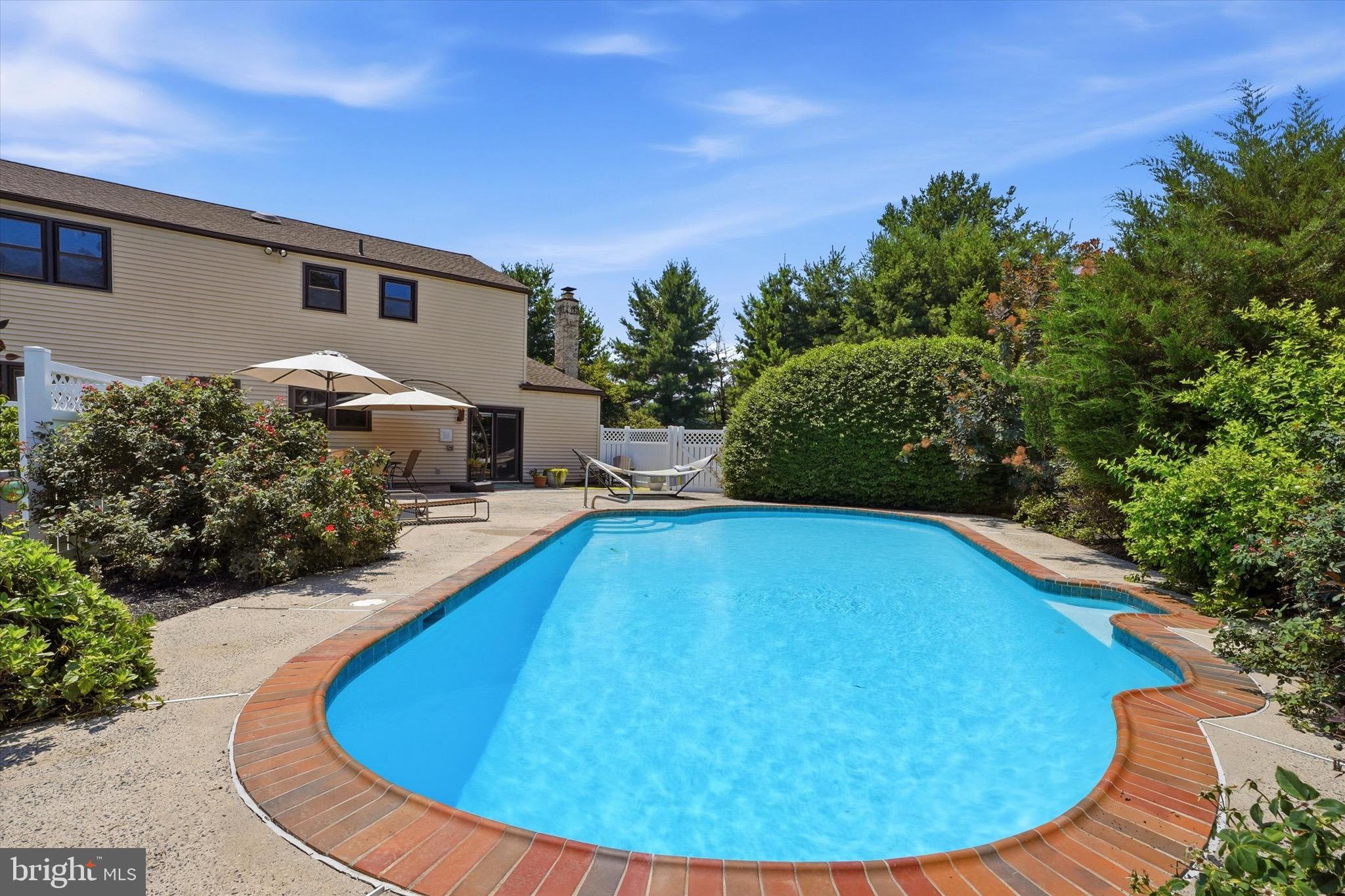 BLUE BELL - Residential