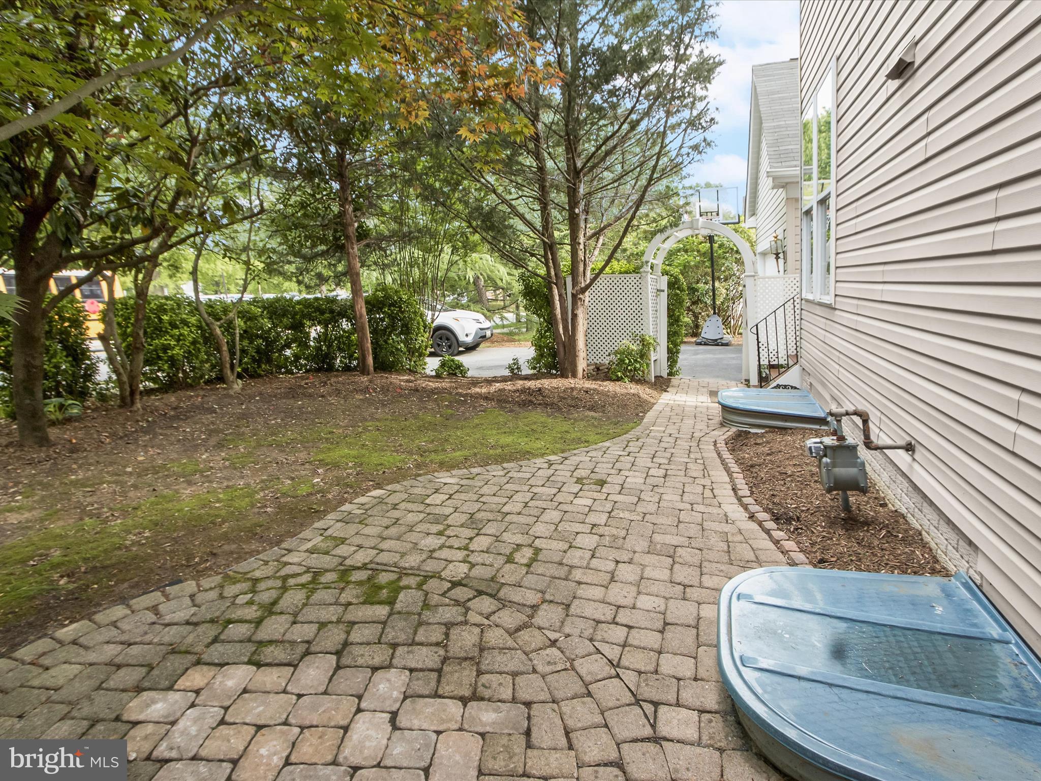 BELVEDERE GLEN - Residential