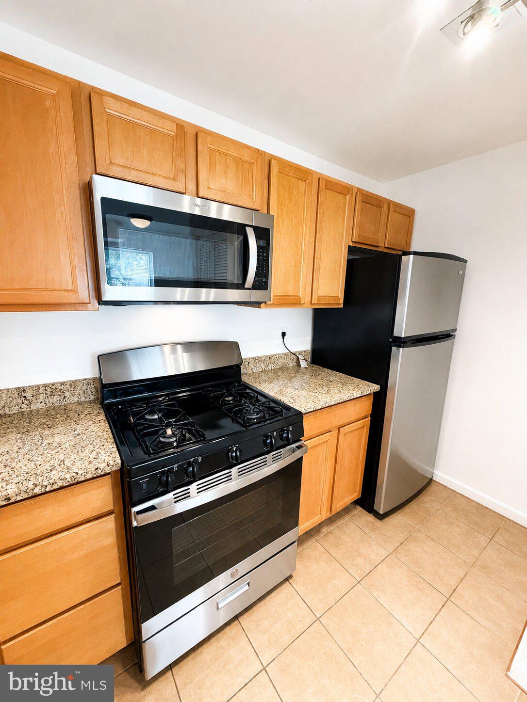MARKHAM VIEW CONDOMINIUMS - Residential