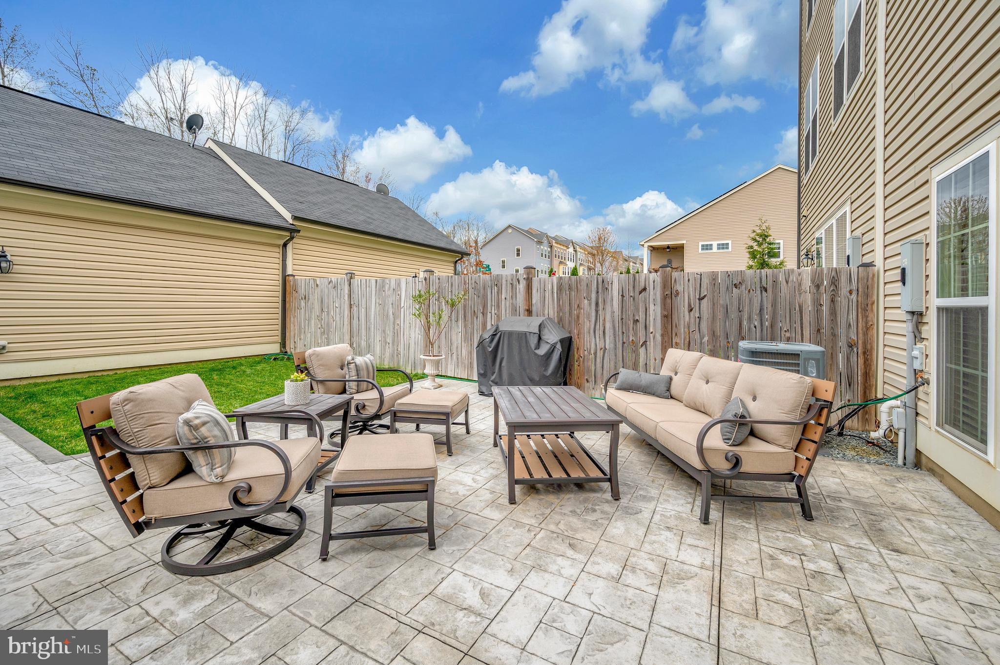 EMBREY MILL - Residential