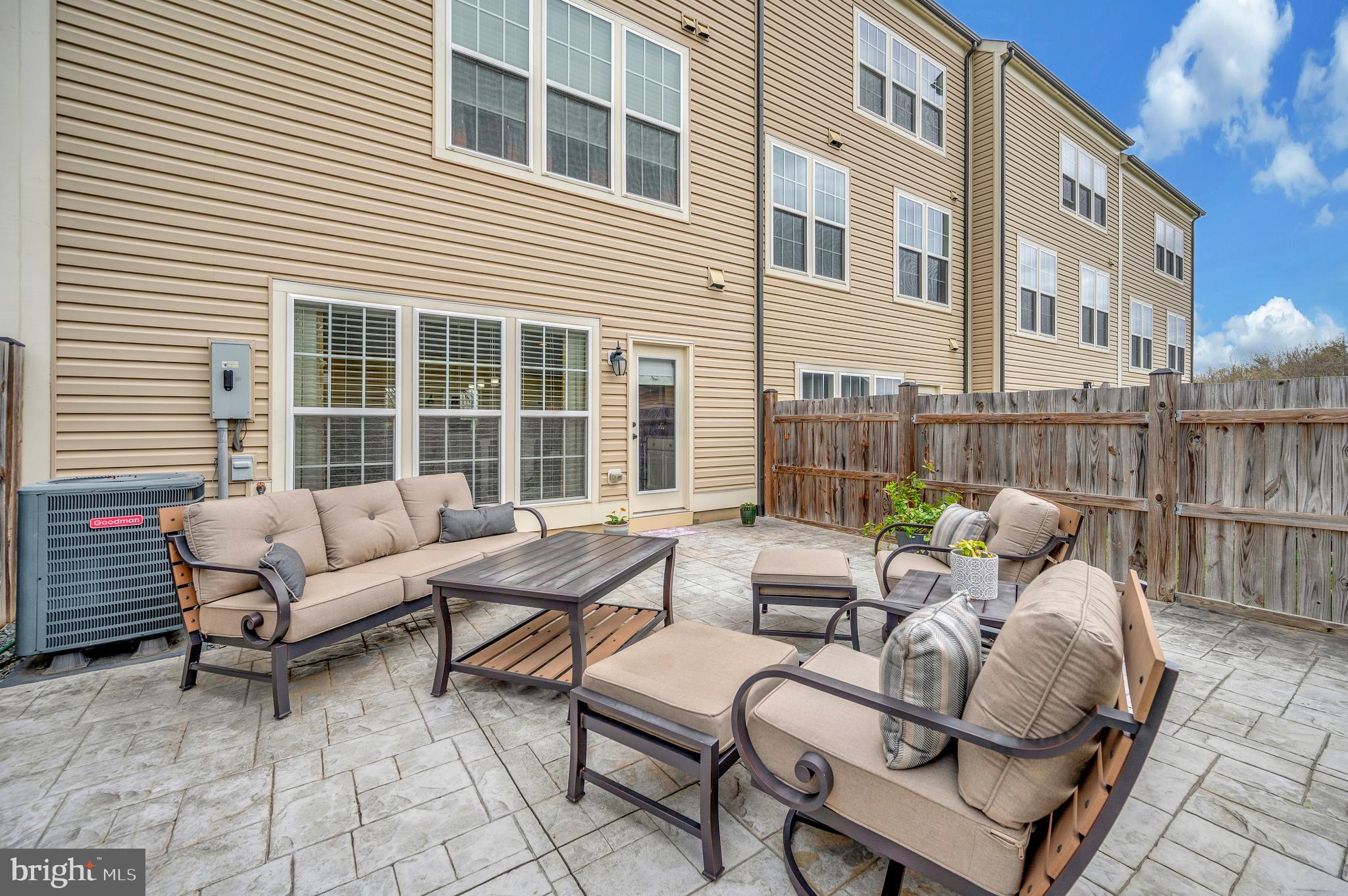 EMBREY MILL - Residential