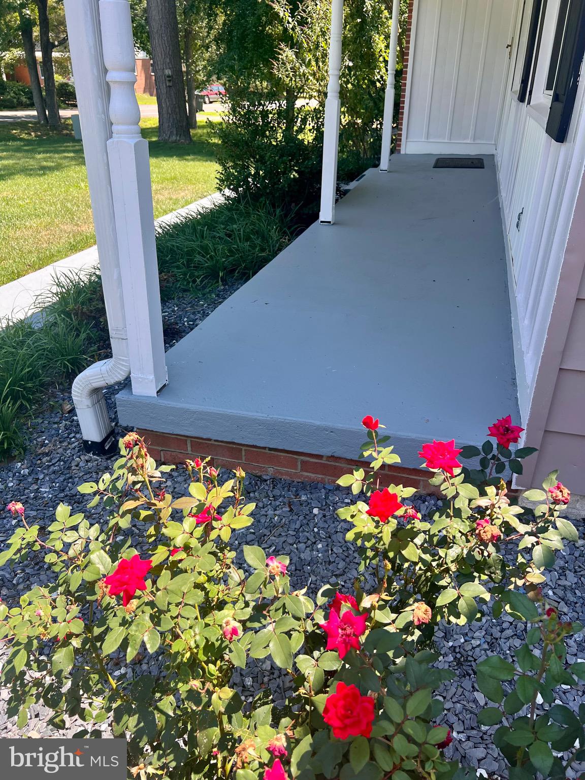 GREENVIEW KNOLLS - Residential