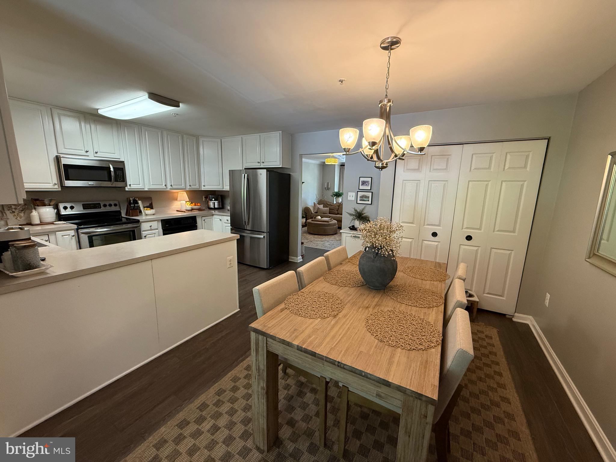 WINTERS RUN MANOR - Residential