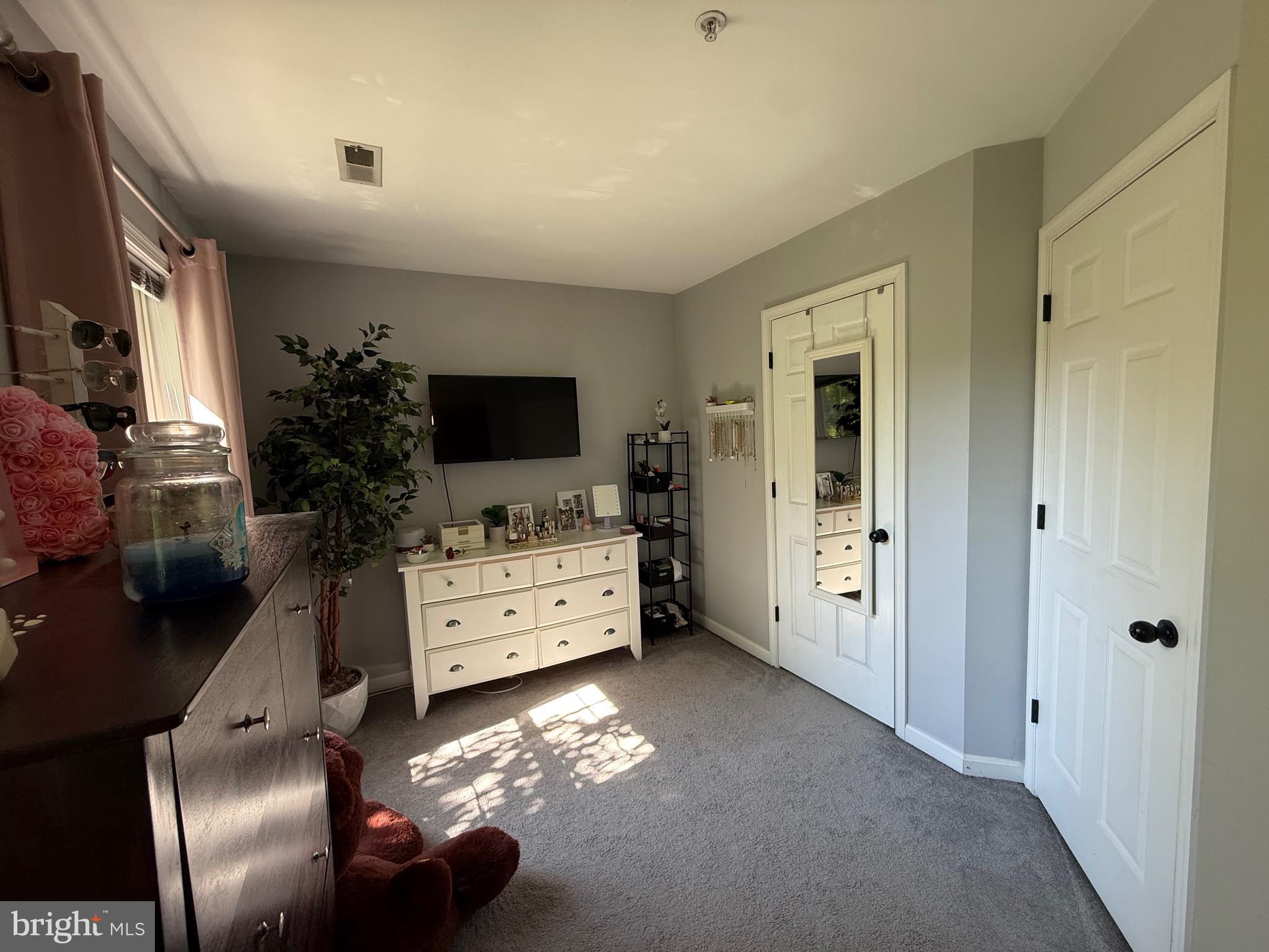 WINTERS RUN MANOR - Residential