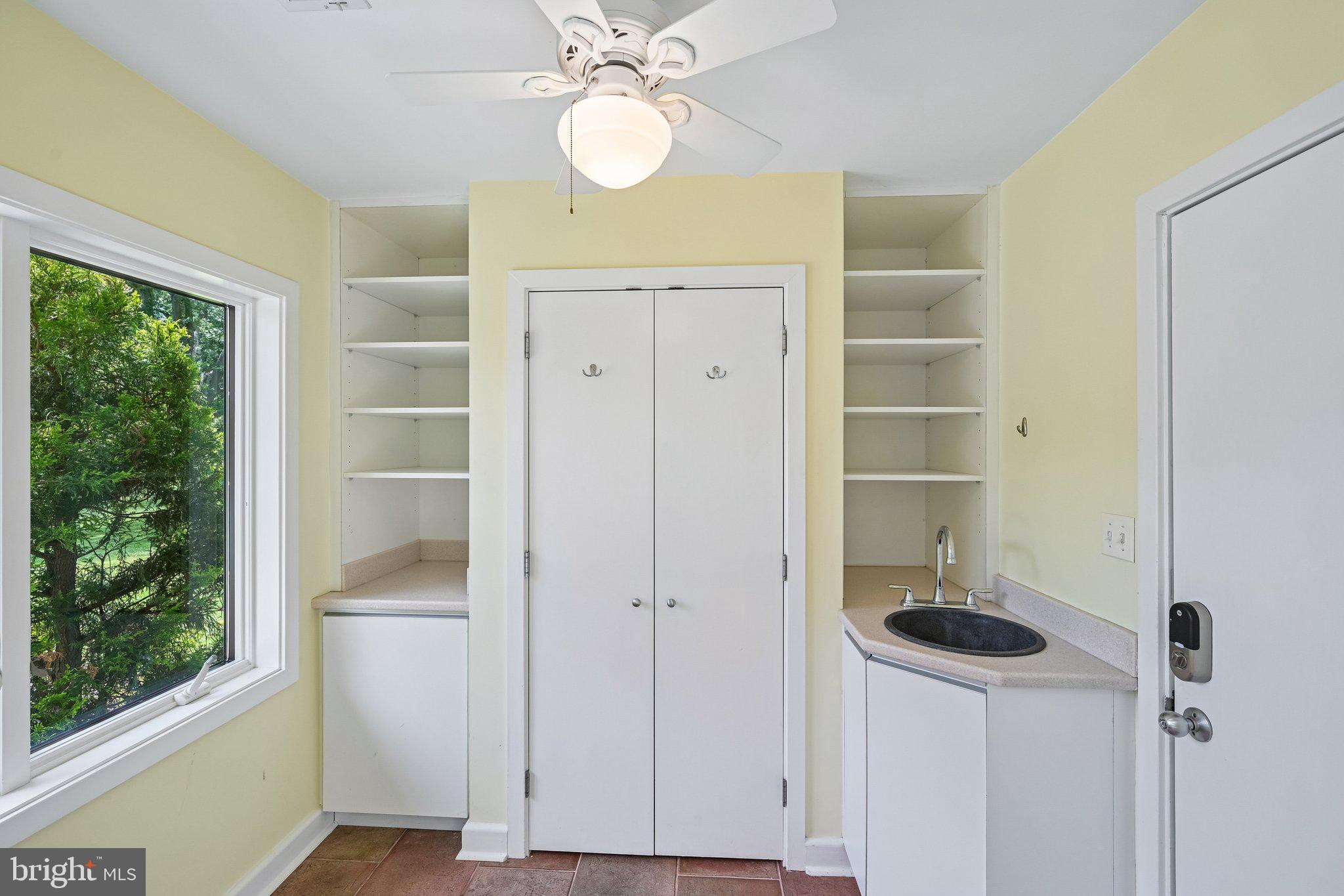 RADNOR HUNT - Residential