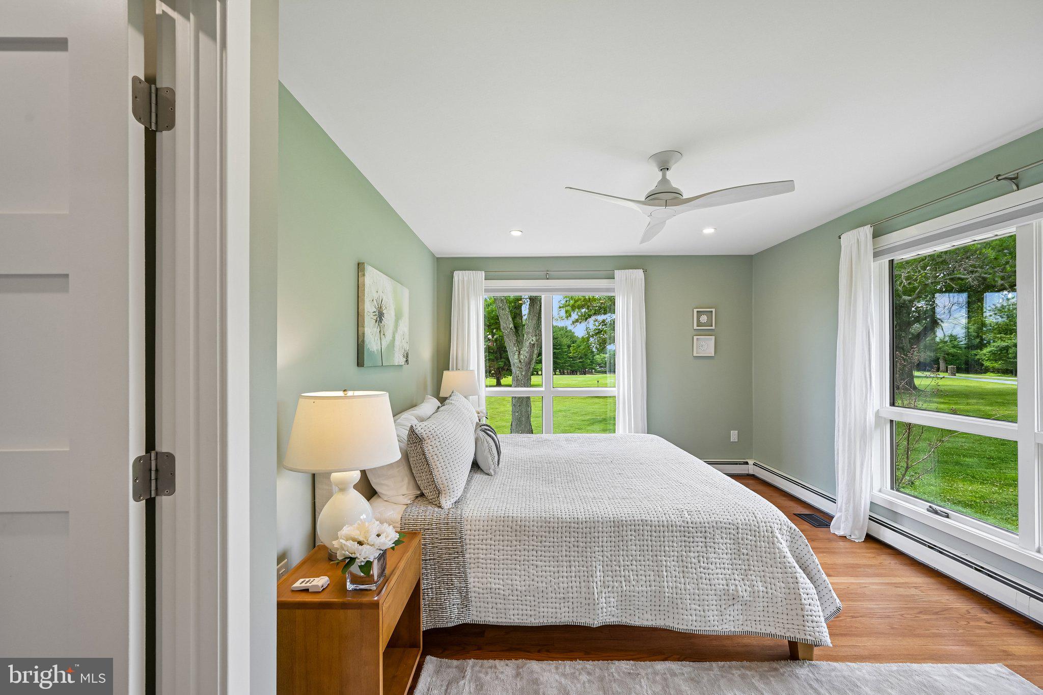 RADNOR HUNT - Residential
