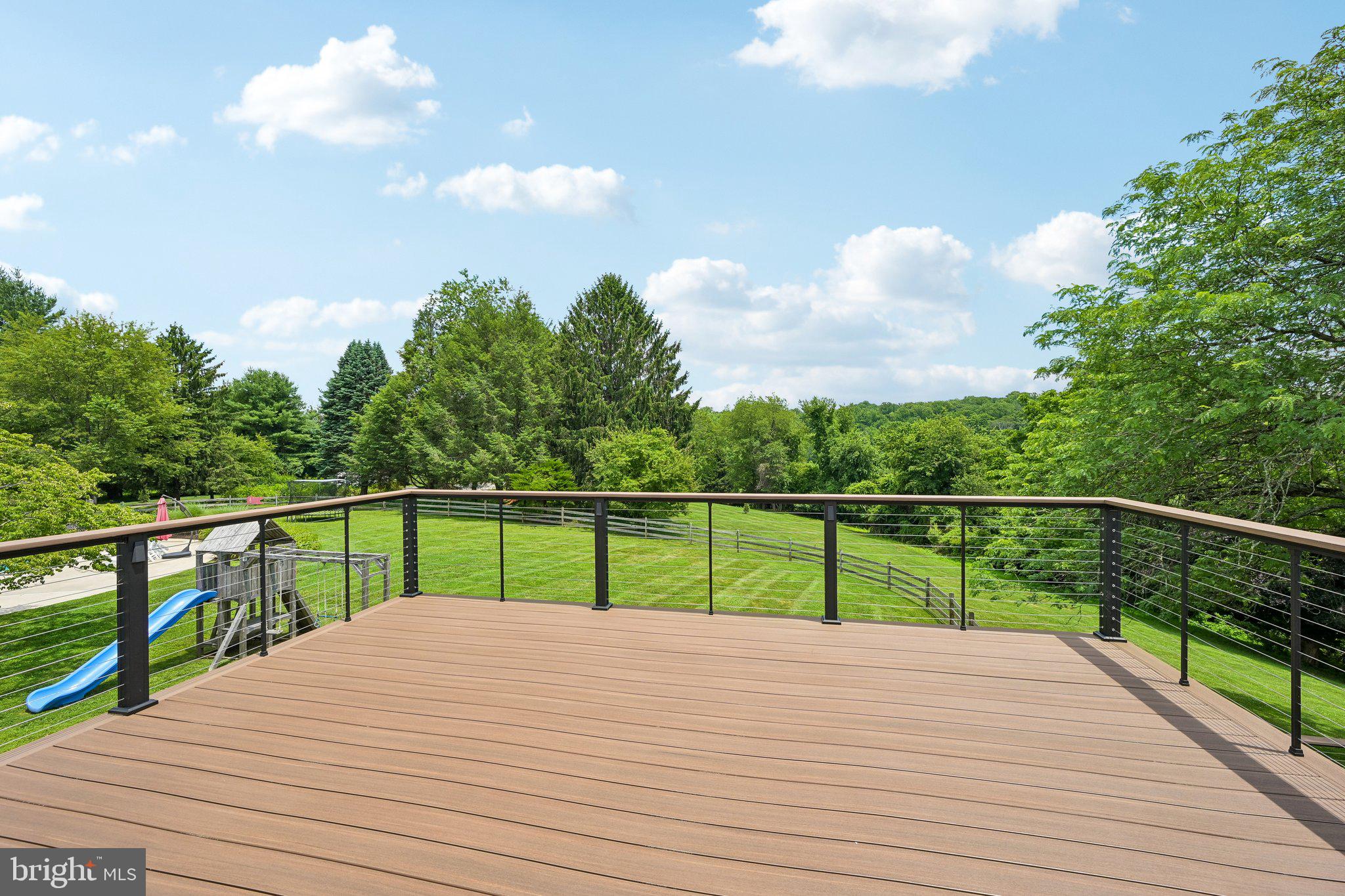 RADNOR HUNT - Residential