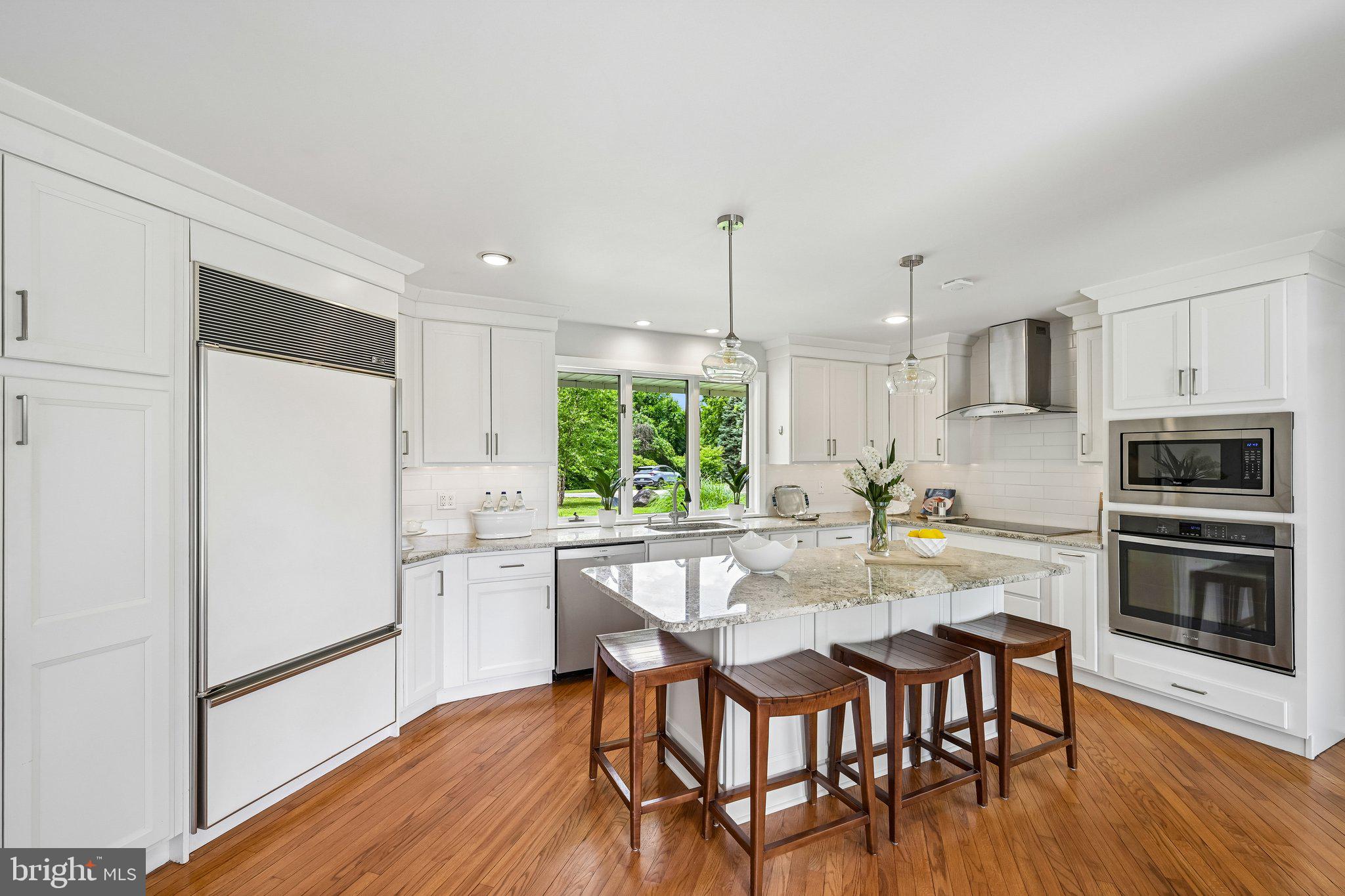 RADNOR HUNT - Residential