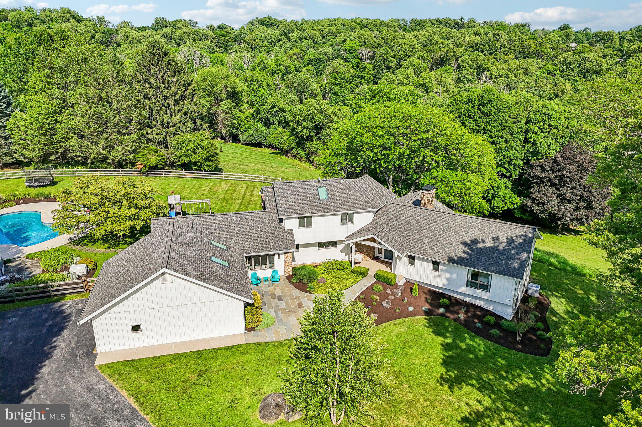 RADNOR HUNT - Residential