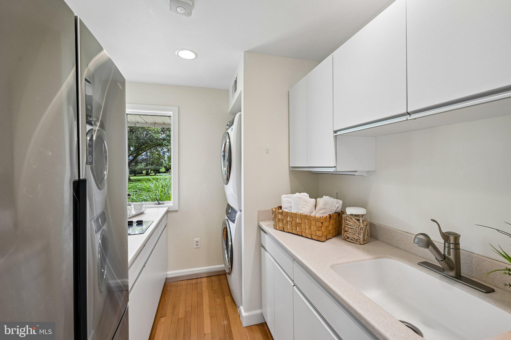 RADNOR HUNT - Residential