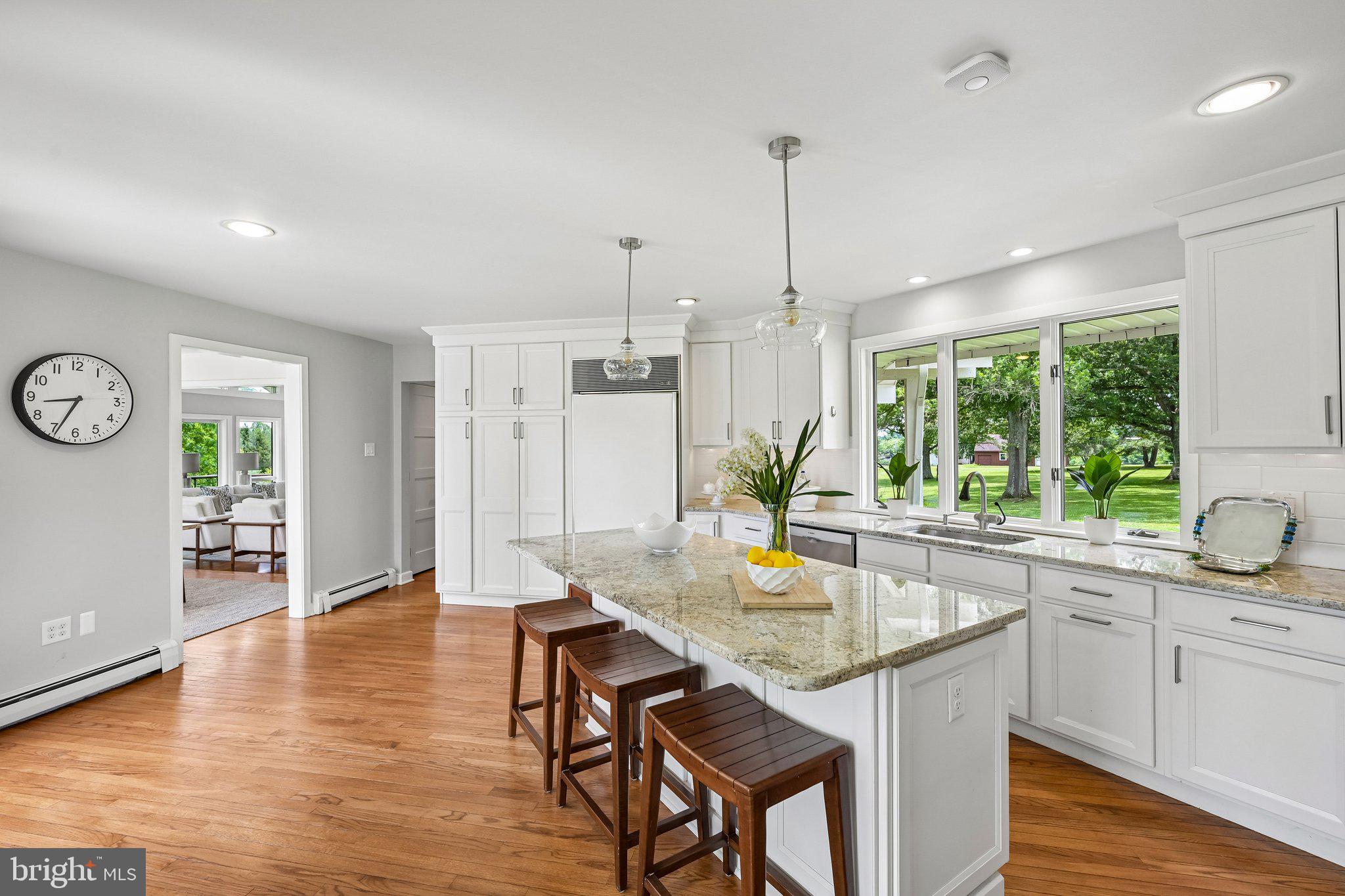 RADNOR HUNT - Residential