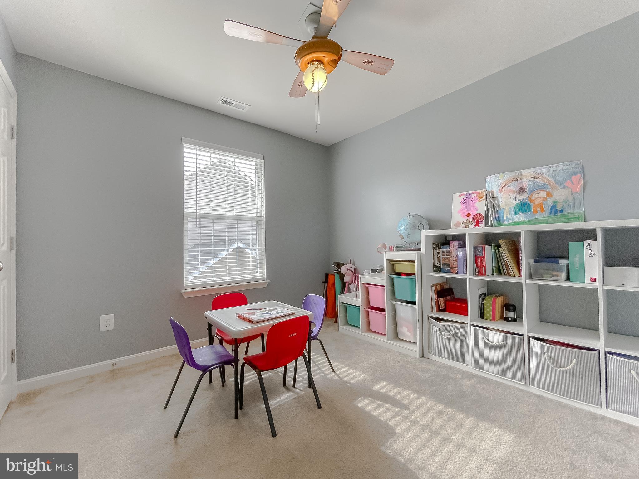 CLEMENTS POINTE - Residential