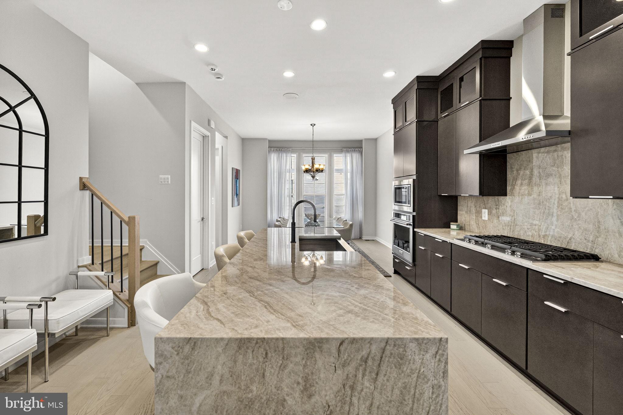 METRO WALK AT MOOREFIELD STATION - Residential