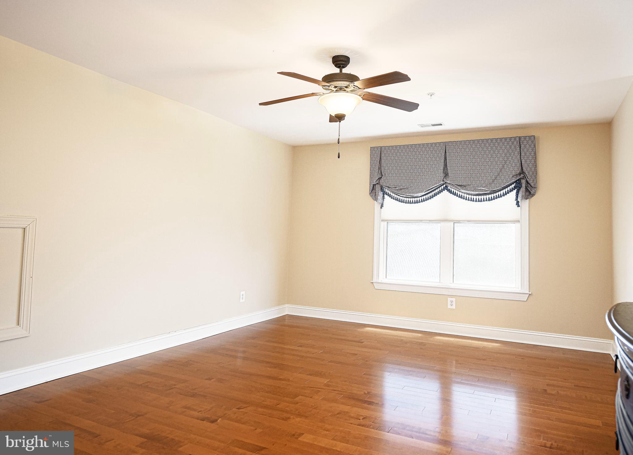 BENTLEY RIDGE - Residential