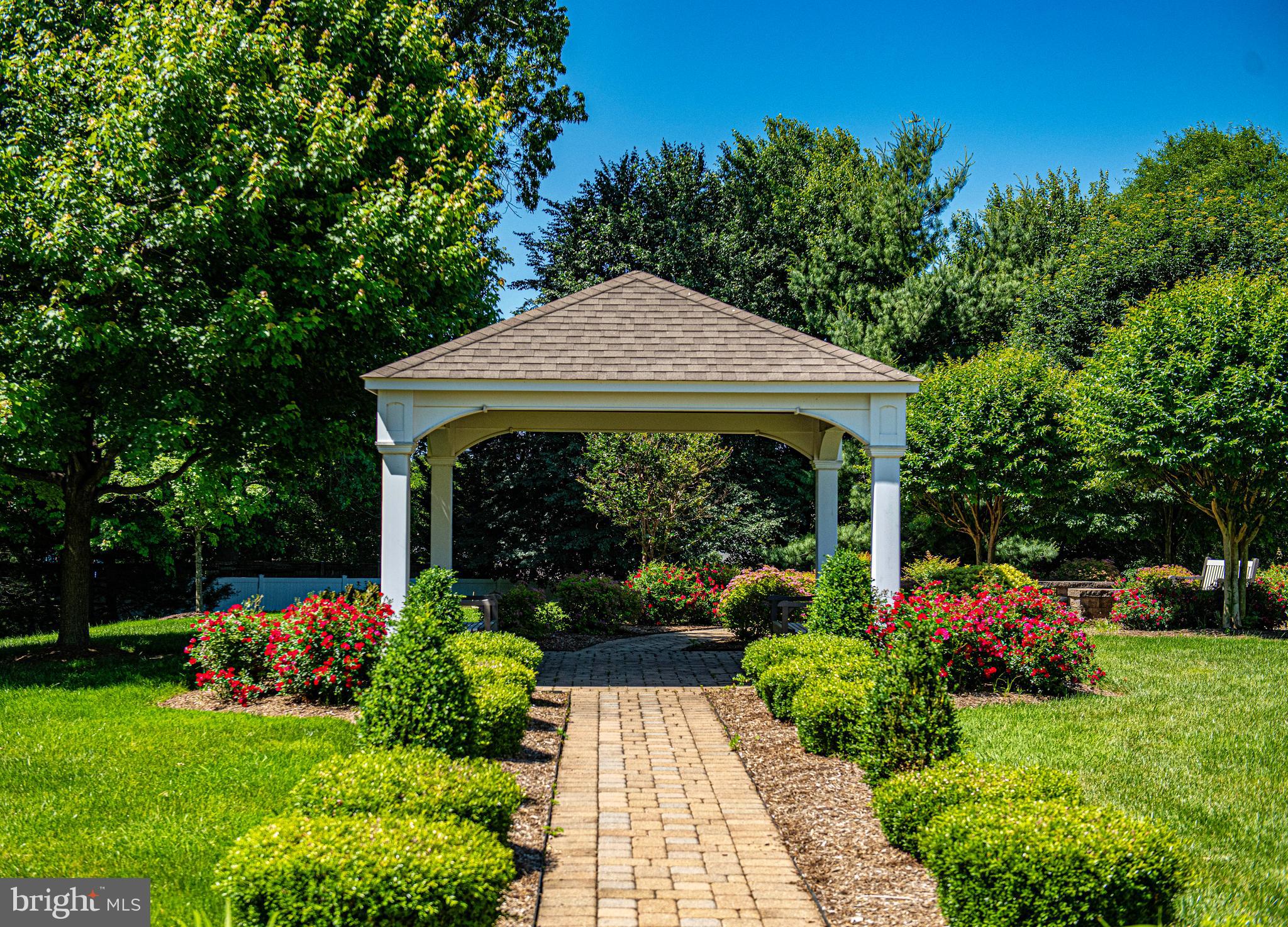 BENTLEY RIDGE - Residential