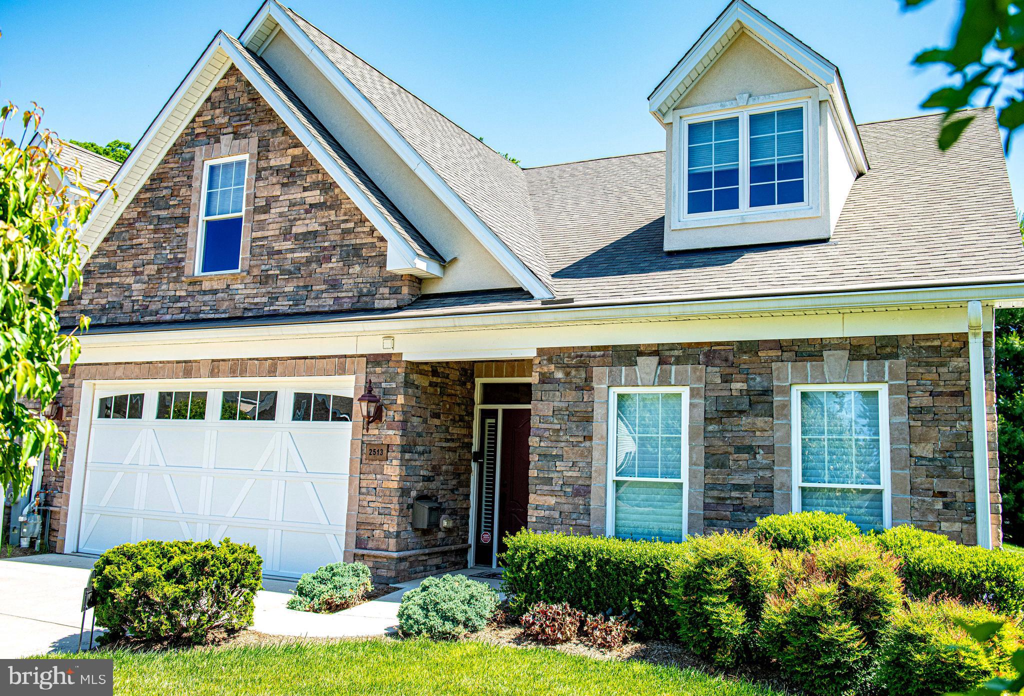 BENTLEY RIDGE - Residential