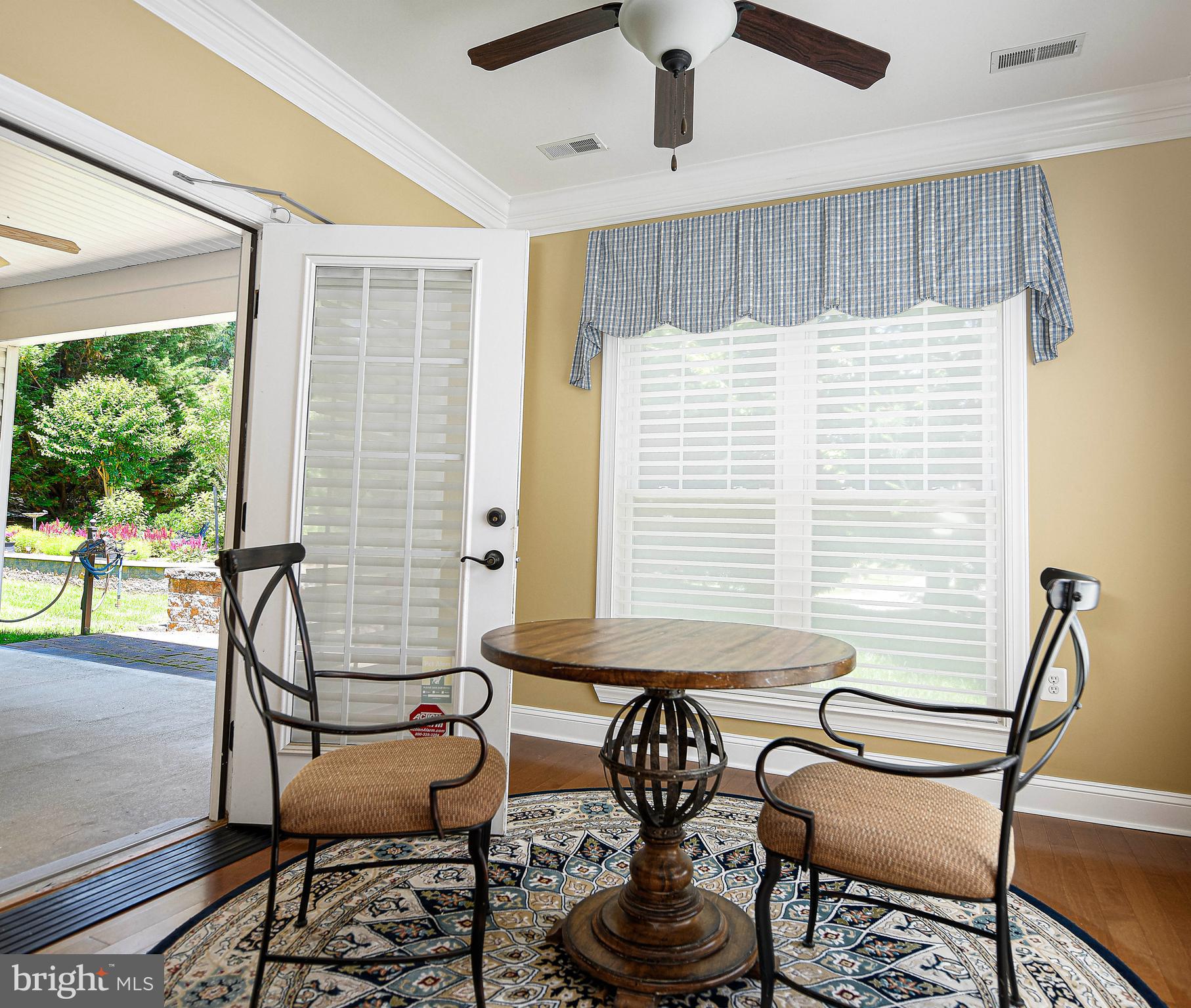 BENTLEY RIDGE - Residential