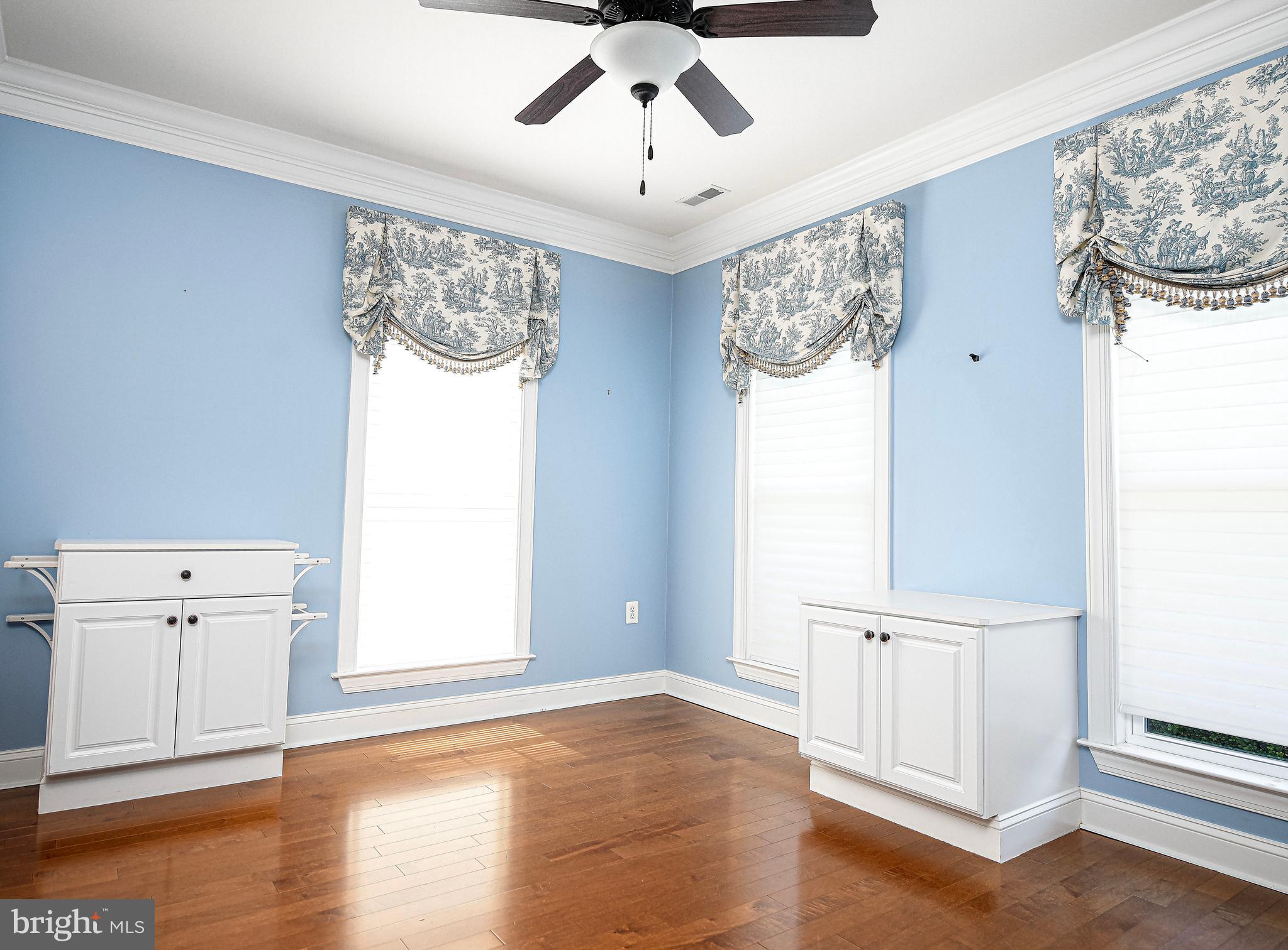 BENTLEY RIDGE - Residential