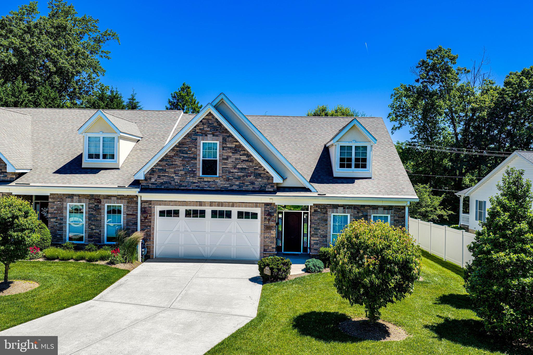 BENTLEY RIDGE - Residential
