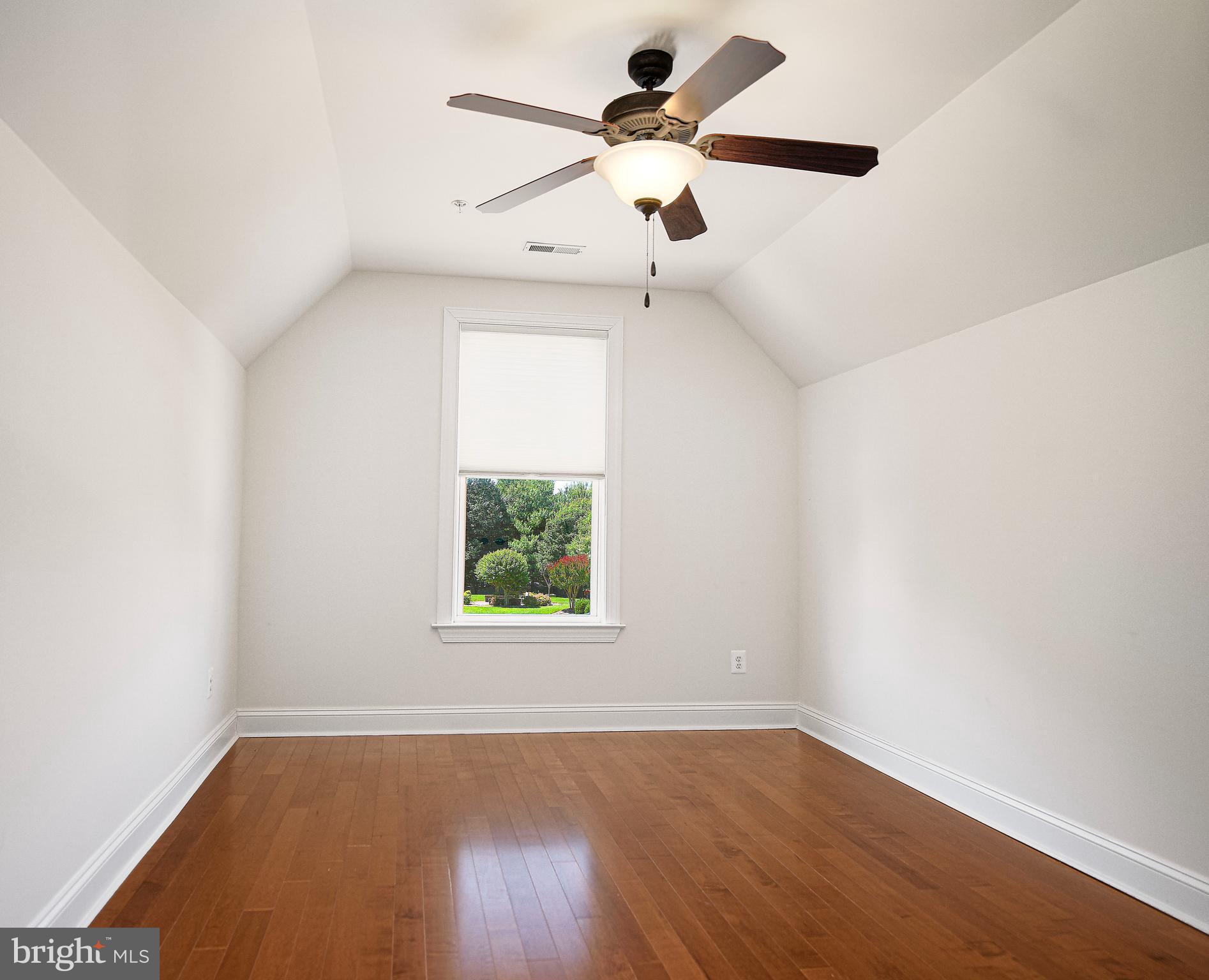BENTLEY RIDGE - Residential