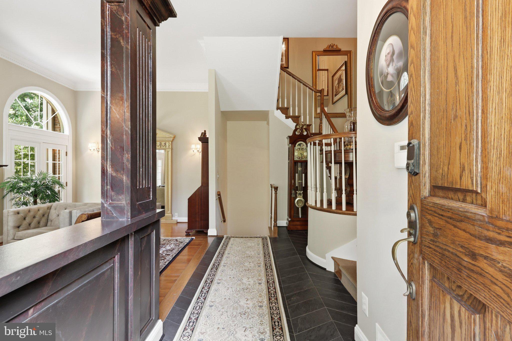 HAMPTON MANOR ESTATES - Residential