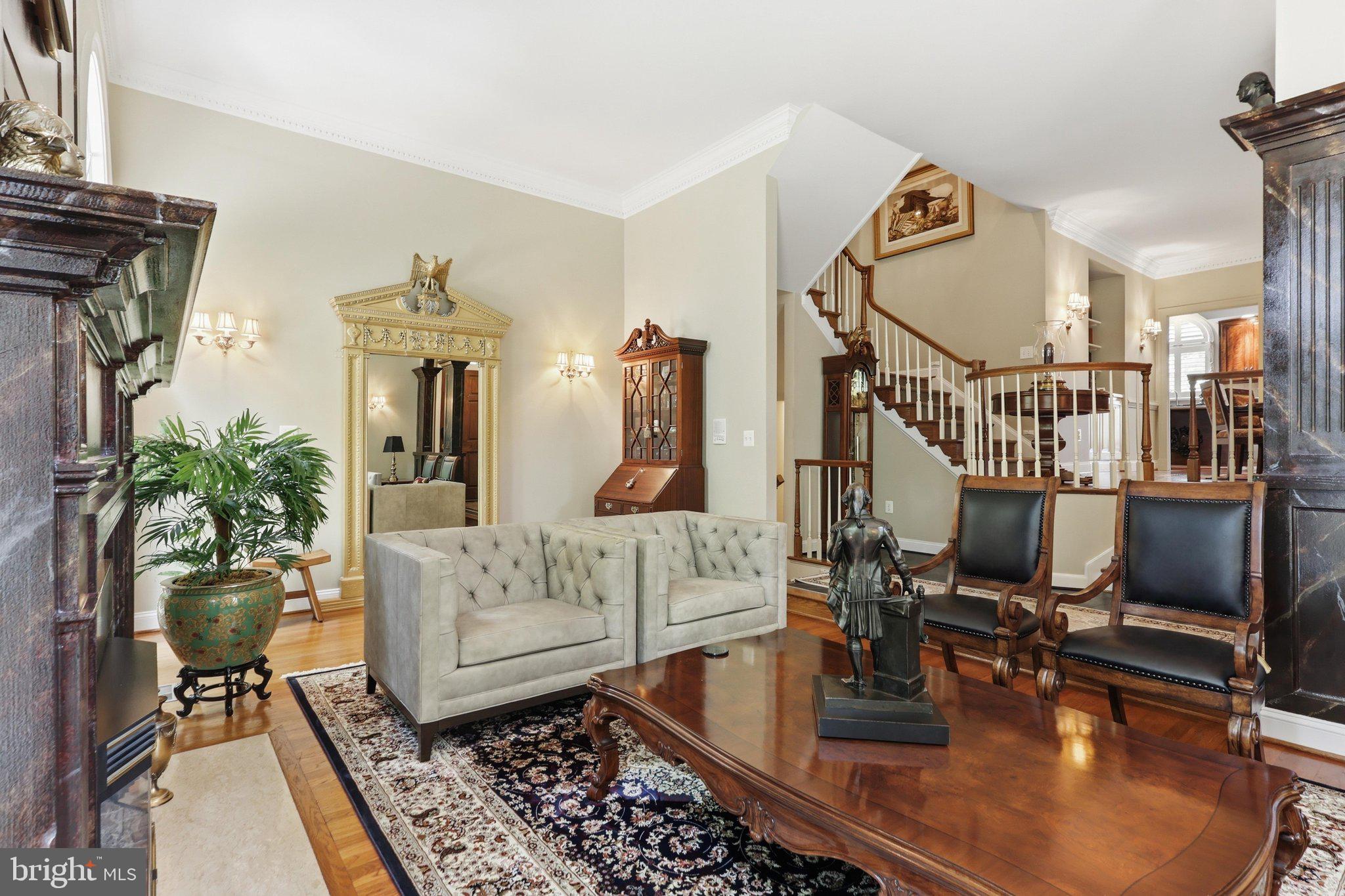 HAMPTON MANOR ESTATES - Residential
