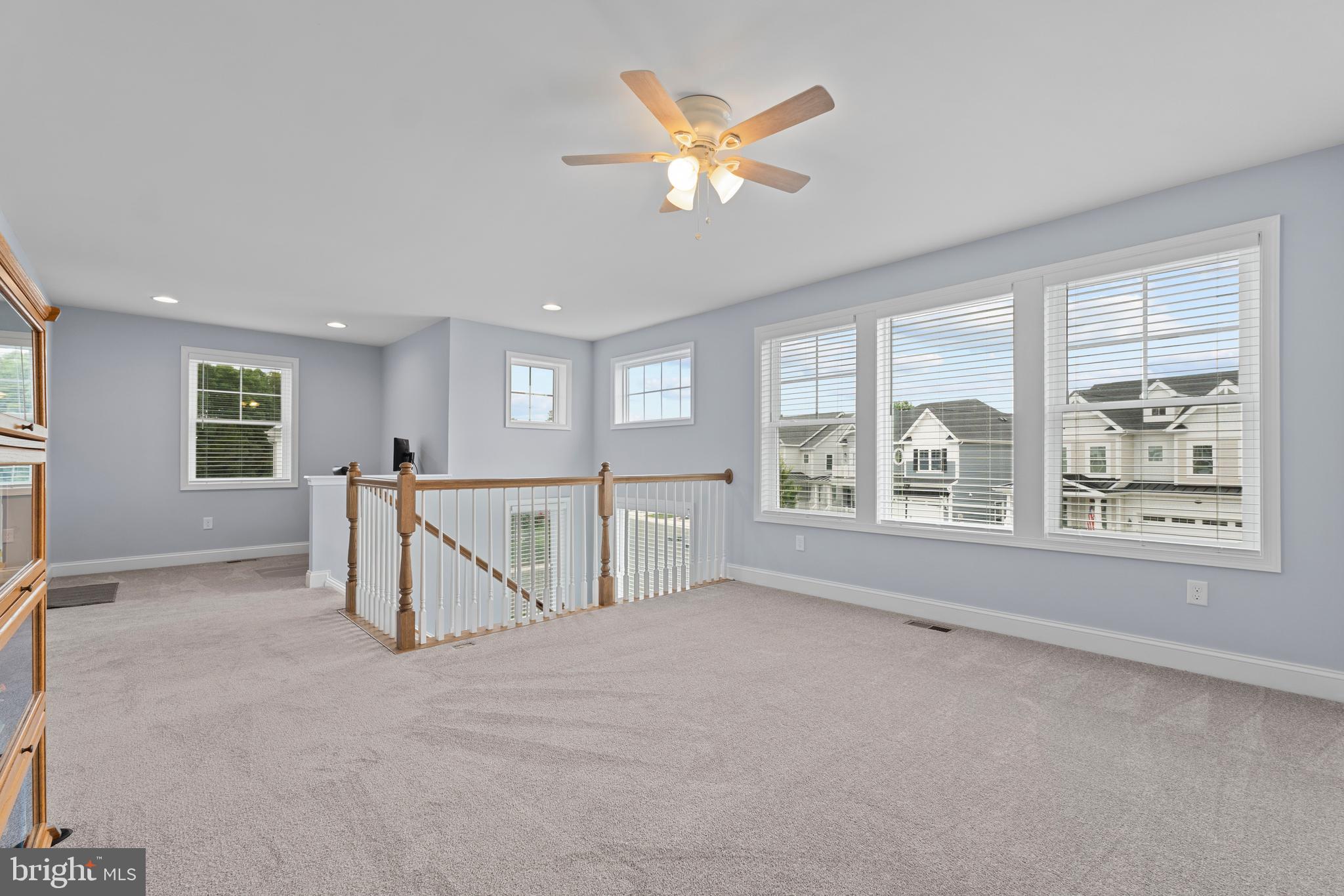 PENINSULA - Residential